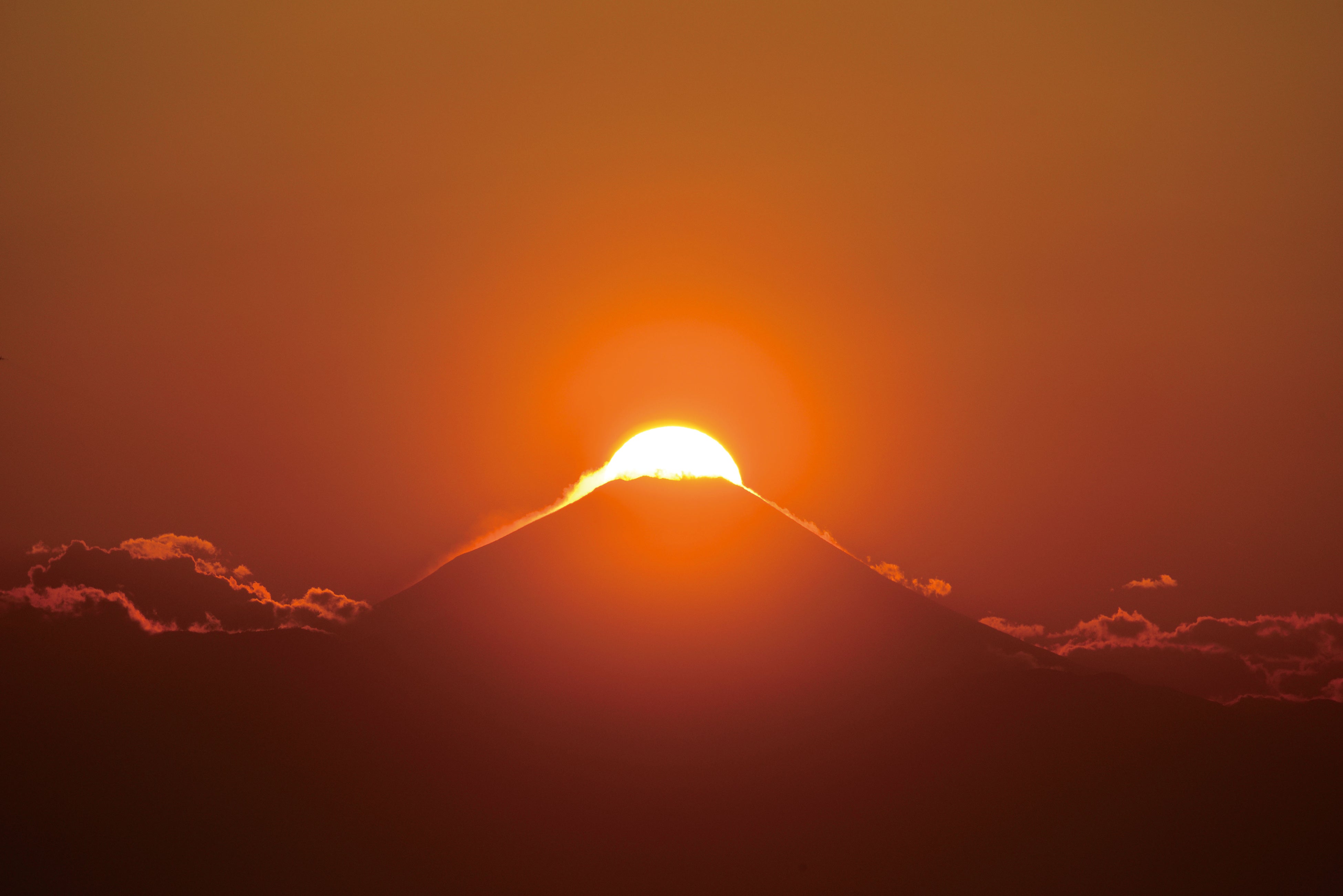 ダイヤモンド富⼠（天望デッキから撮影した過去の様⼦） ©TOKYO-SKYTREE