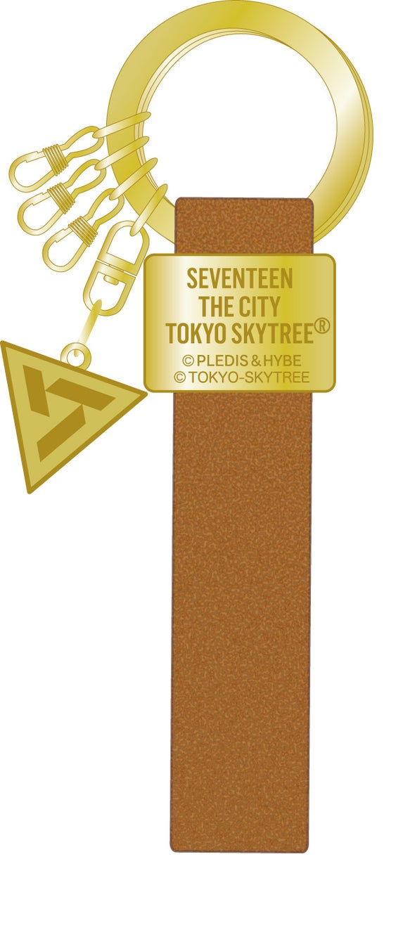 本革キーホルダー(1,760円) 「SEVENTEEN」のチャームが付いた本革仕様のキーホルダーです。