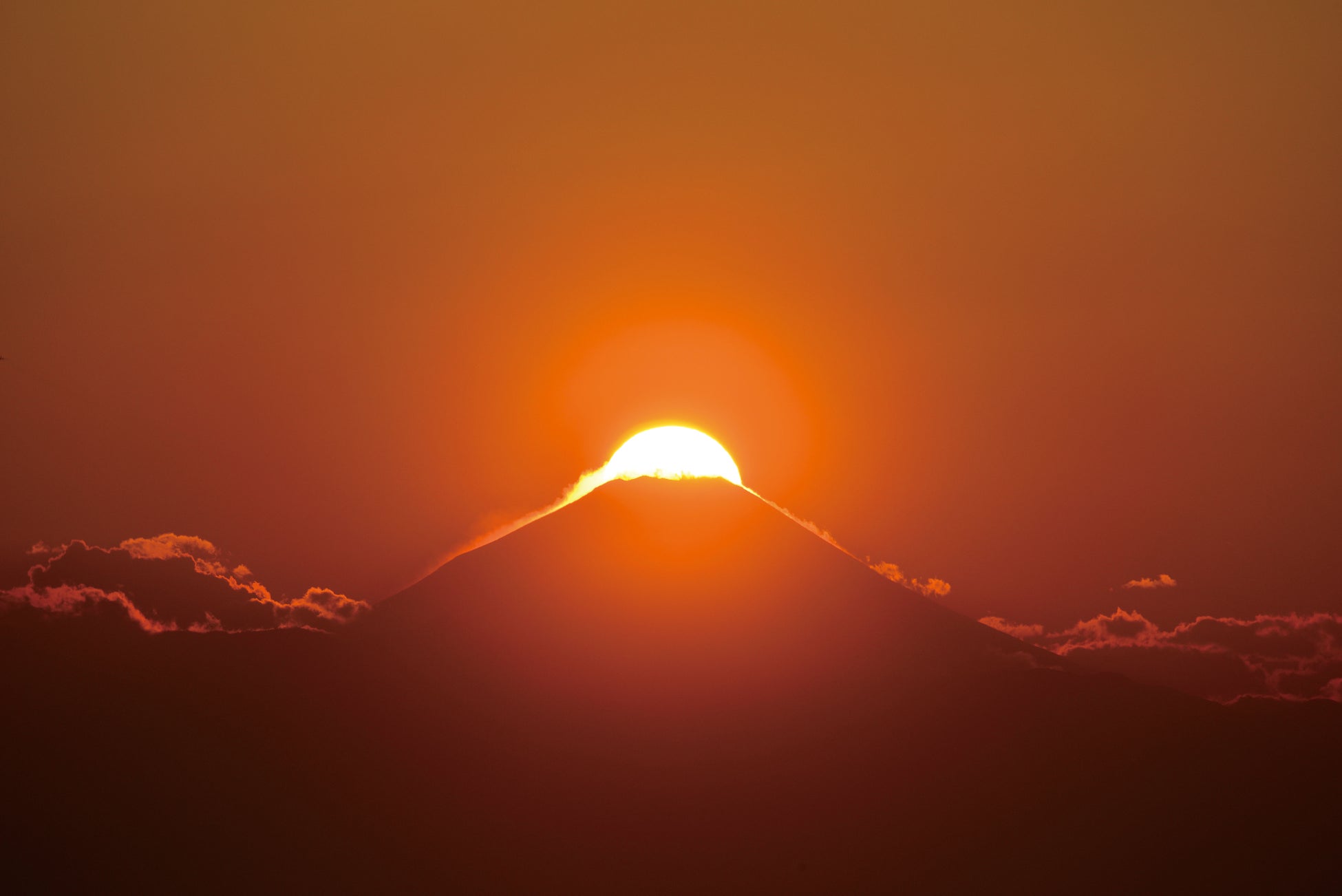 ダイヤモンド富⼠(天望デッキから撮影した過去の様⼦) ©TOKYO-SKYTREE