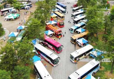 過去のバスまつりの様子