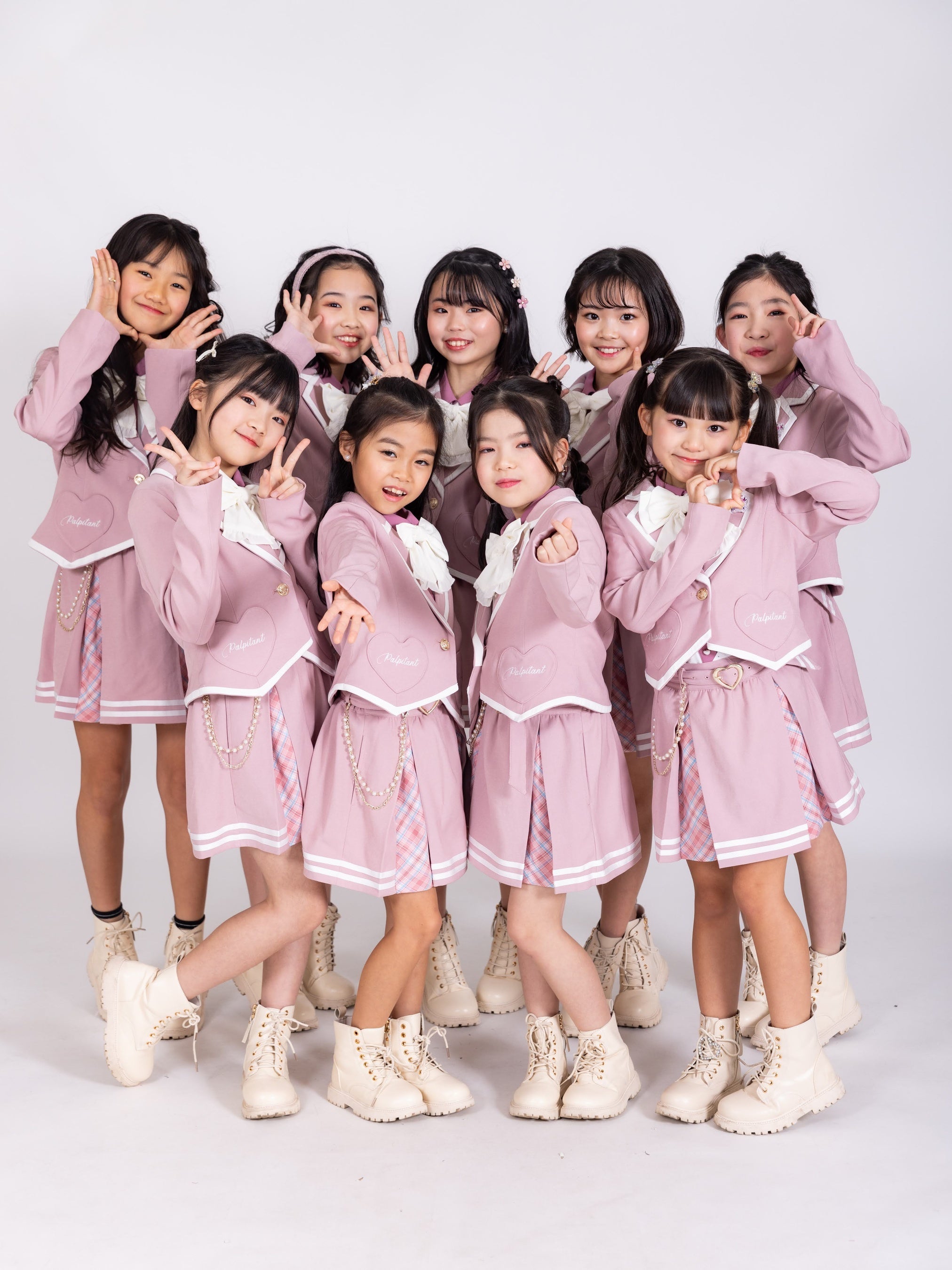 サイズは120~150cmで展開。大胆なポージングでも、着崩れしないのが嬉しいポイントです♪