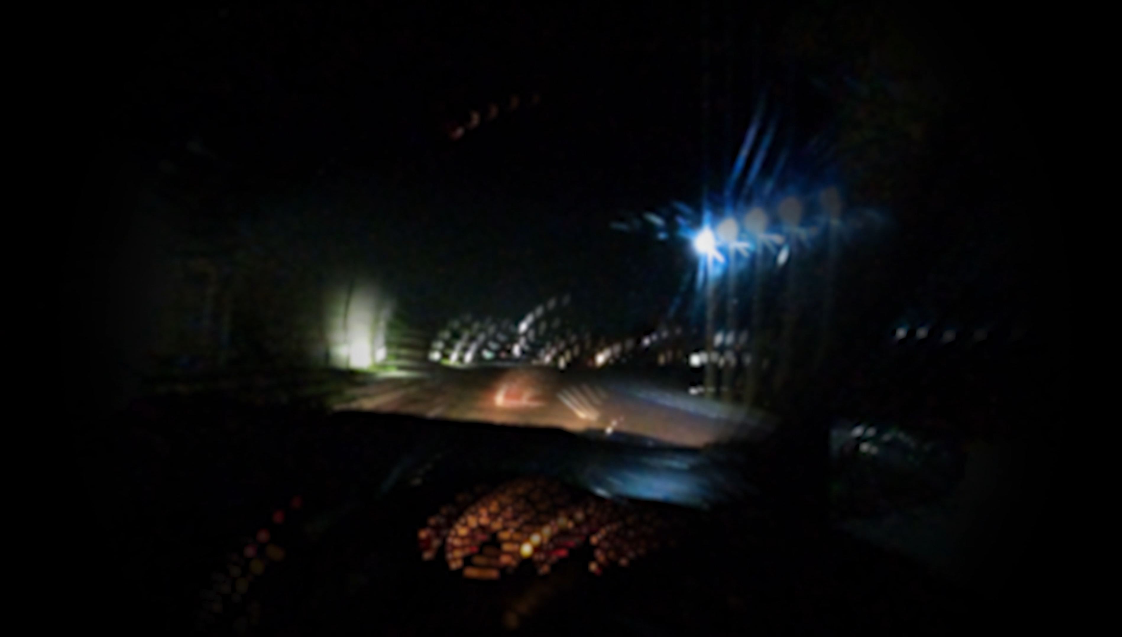 飲酒運転自動車（残像）