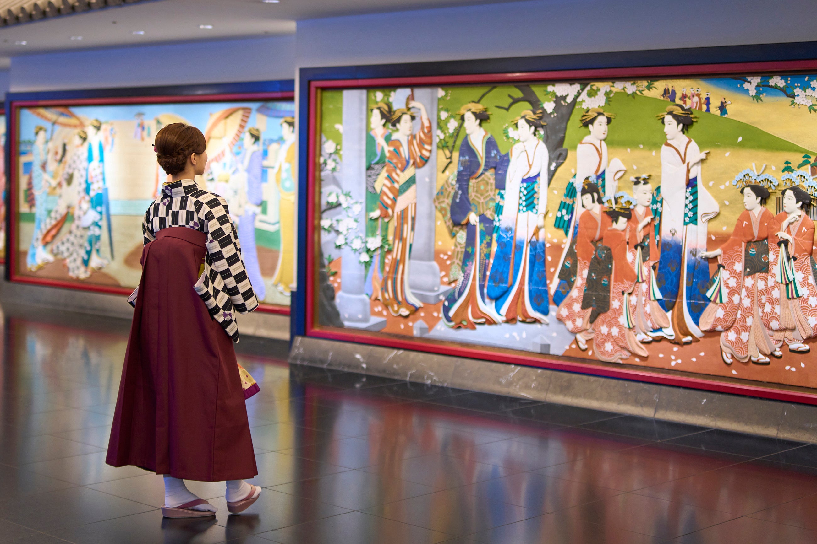 オプションの袴で大正ロマンの世界観に没入