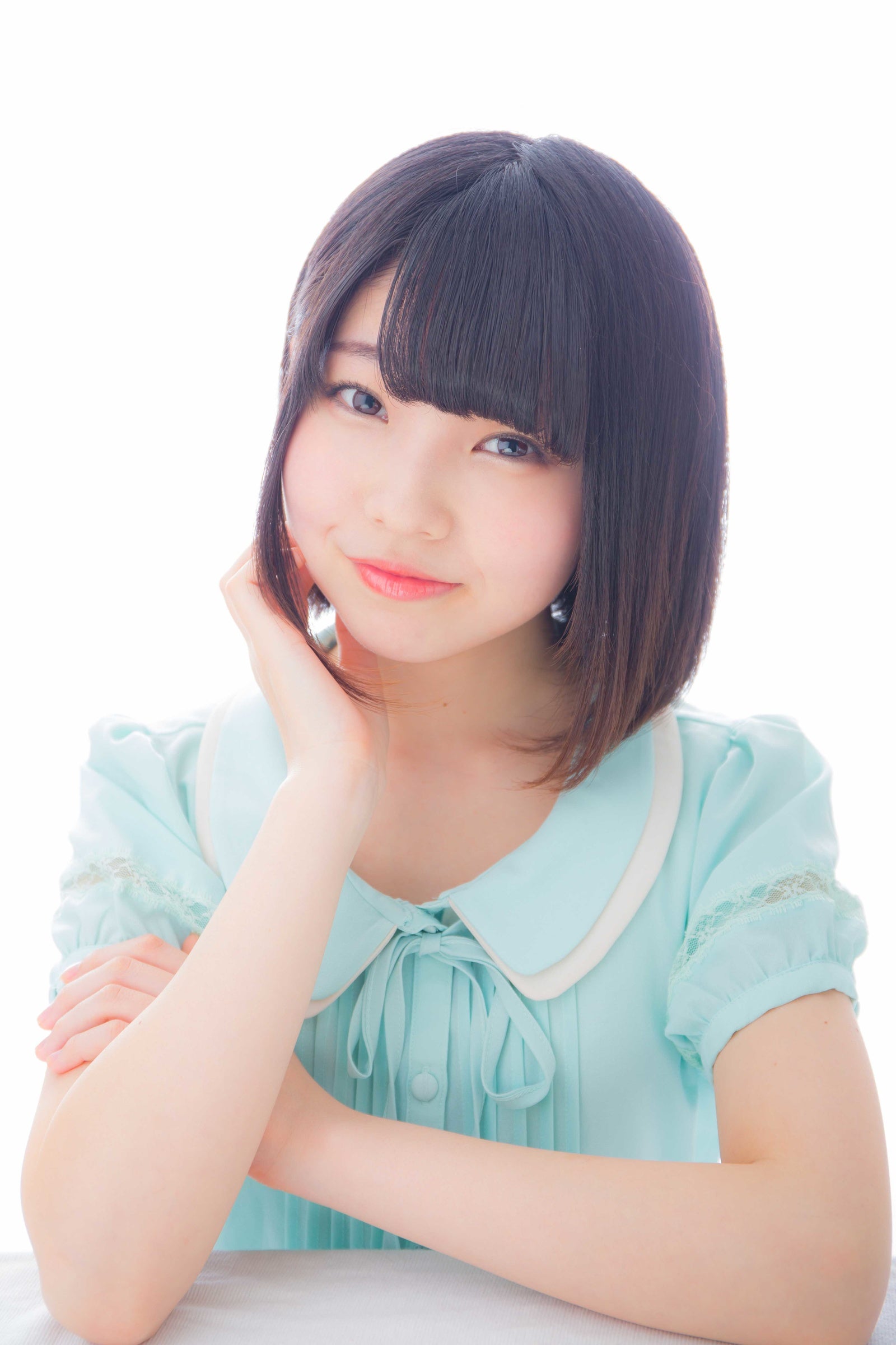 カワウソのニコ役：峯田茉優さん