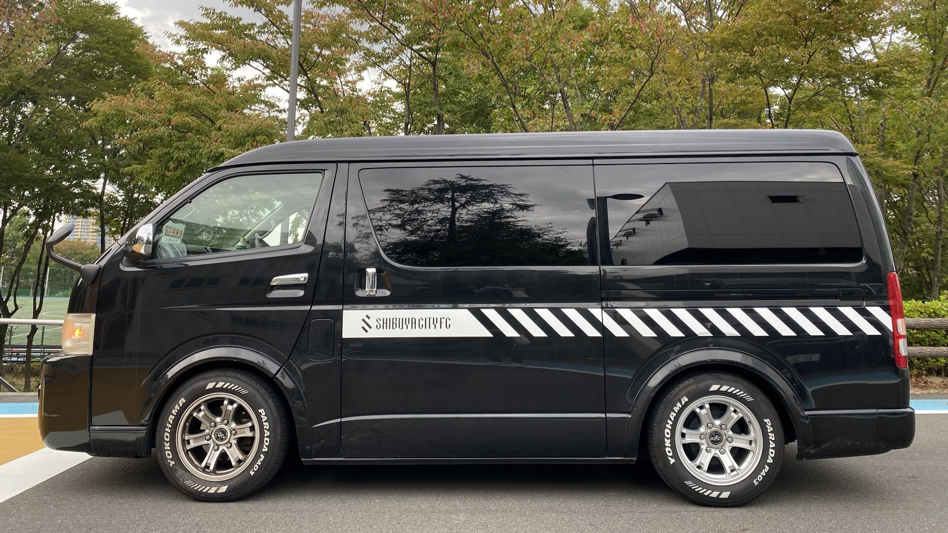 Shibuya City Fc初となるチームカーの提供 マラウイ代表 ジャブラニ 選手の雇用をサポート 株式会社カーペイディーエムとオフィシャルパートナーシップを締結 株式会社playnewのプレスリリース Shibuya City Fc初となるチームカーの提供 マラウイ代表 ジャブラニ 選手の雇用をサポート 株式会社カーペイディーエムとオフィシャルパートナーシップを締結 株式会社playnewのプレスリリース