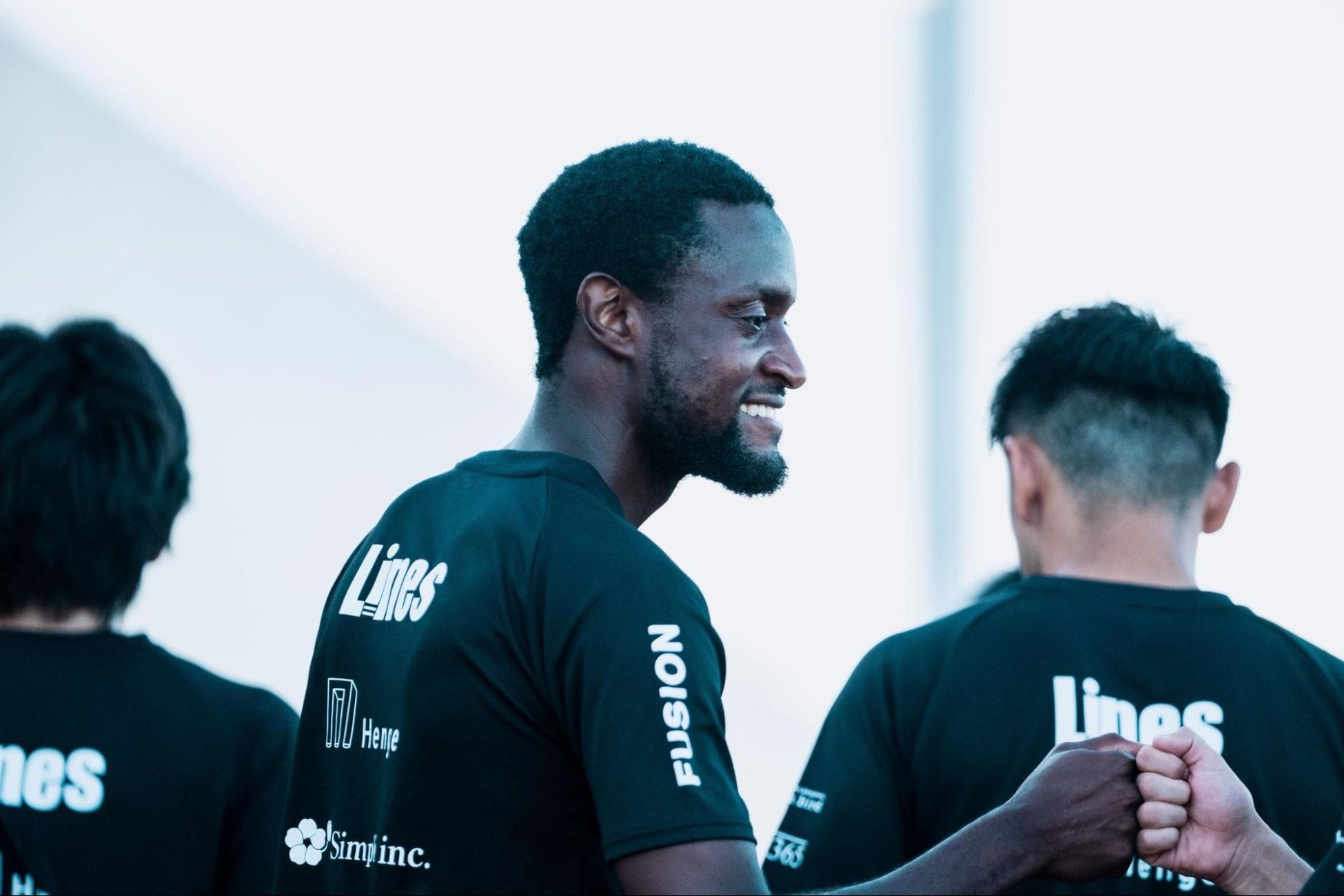 Shibuya City Fc初となるチームカーの提供 マラウイ代表 ジャブラニ 選手の雇用をサポート 株式会社カーペイディーエムとオフィシャルパートナーシップを締結 株式会社playnewのプレスリリース Shibuya City Fc初となるチームカーの提供 マラウイ代表 ジャブラニ 選手の雇用をサポート 株式会社カーペイディーエムとオフィシャルパートナーシップを締結 株式会社playnewのプレスリリース