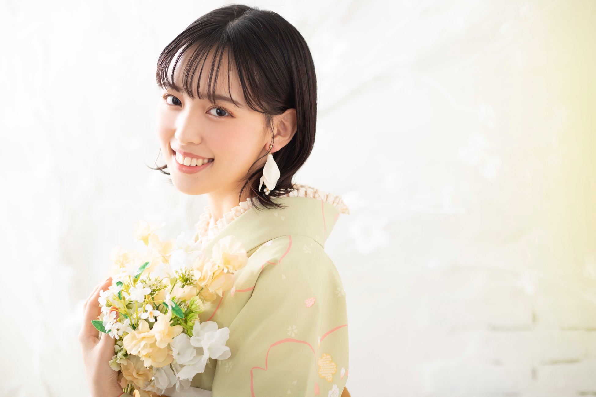 卒業式」から新しい世界へのスタートを。写真工房ぱれっと より卒業袴のレンタル待望の再スタート | 有限会社三景スタジオのプレスリリース