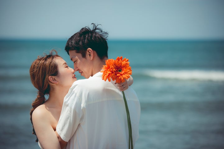 写真工房ぱれっと中央店から新提案。石狩あそびーちでフォトジェニックで幻想的なロケーションフォトウェディングを。 | 有限会社三景スタジオのプレスリリース