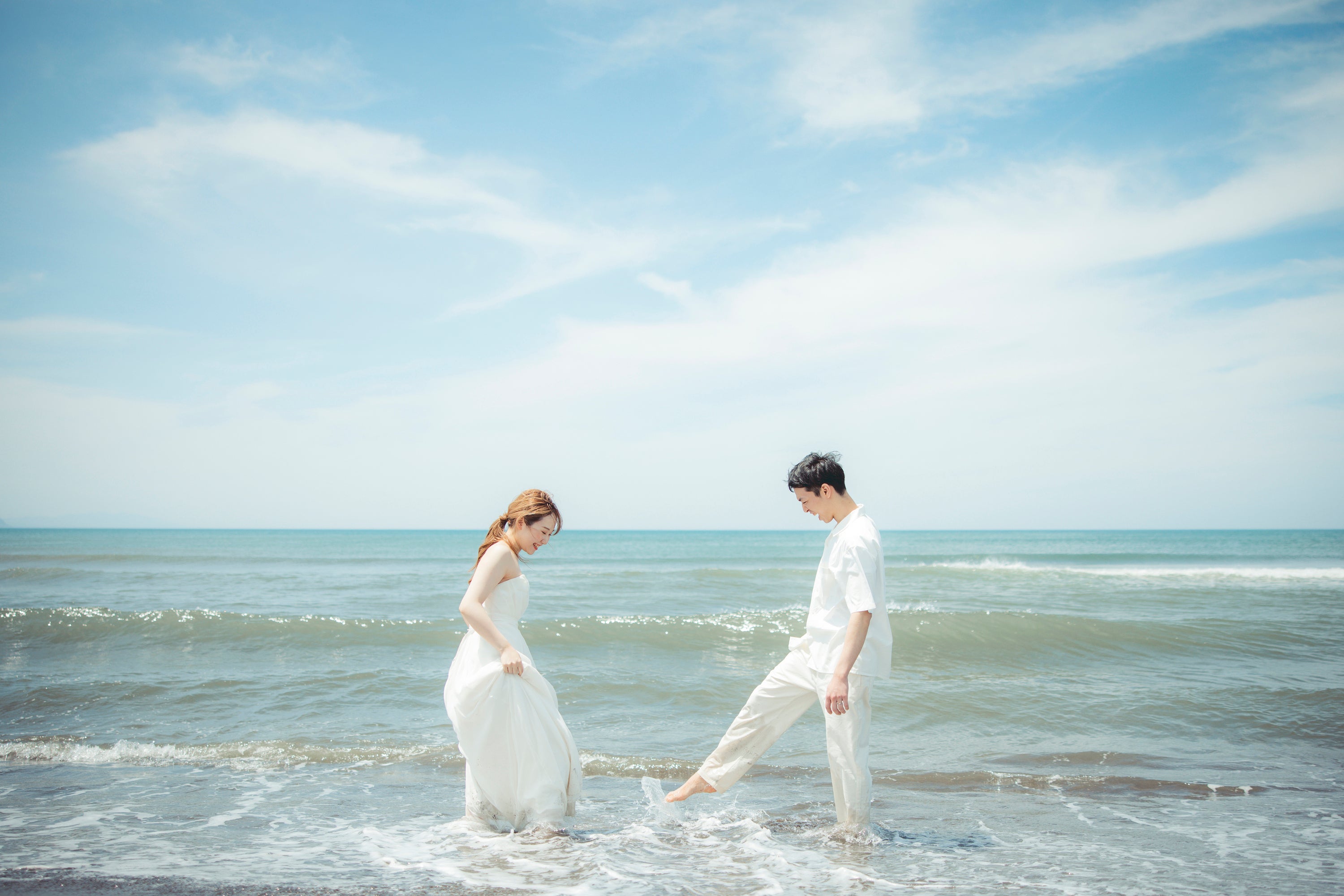 写真工房ぱれっと中央店から新提案。石狩あそびーちでフォトジェニックで幻想的なロケーションフォトウェディングを。 | 有限会社三景スタジオのプレスリリース