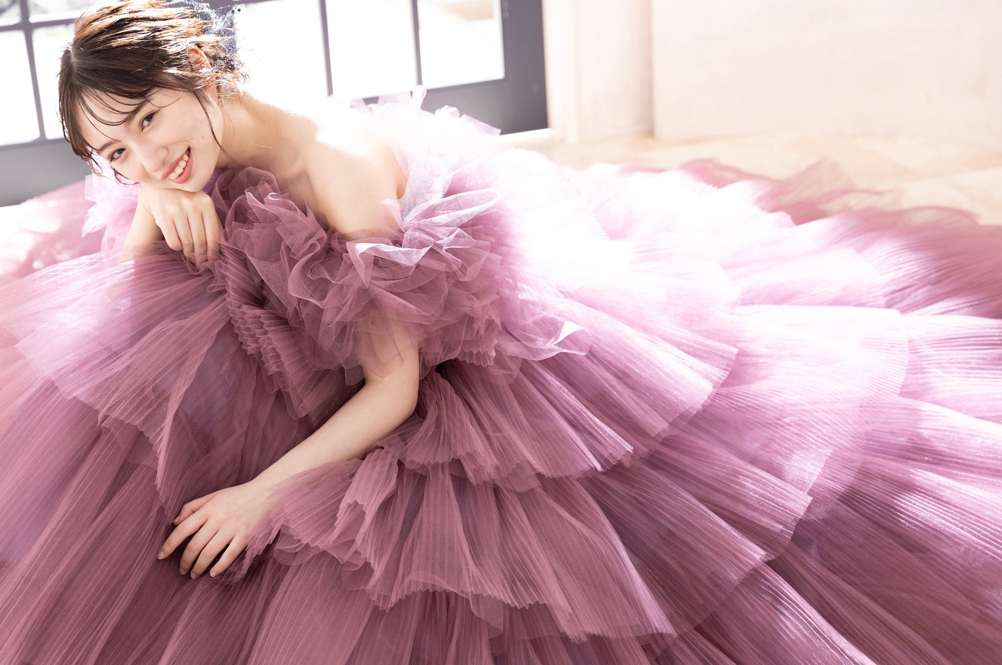 写真工房ぱれっと新衣装ライン『premier line』がスタート!圧倒的主役級をテーマに、いつでも花嫁様が輝ける品質&トレンドデザイン | 有限会社三景スタジオのプレスリリース