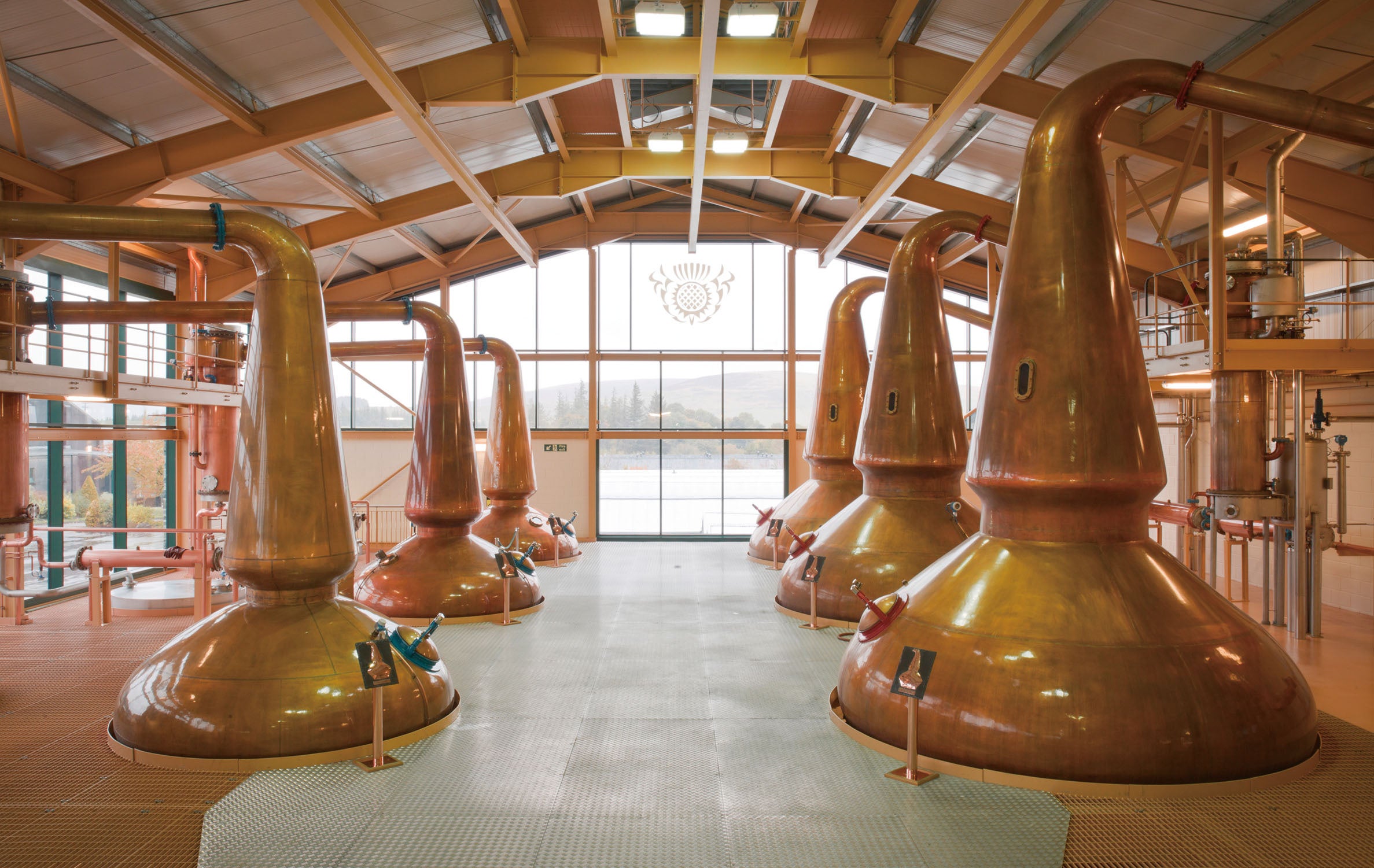 背の高いランタン型ポットスチル