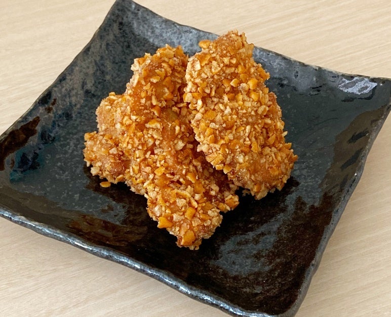 サイドメニュー：柿の種唐揚げ
