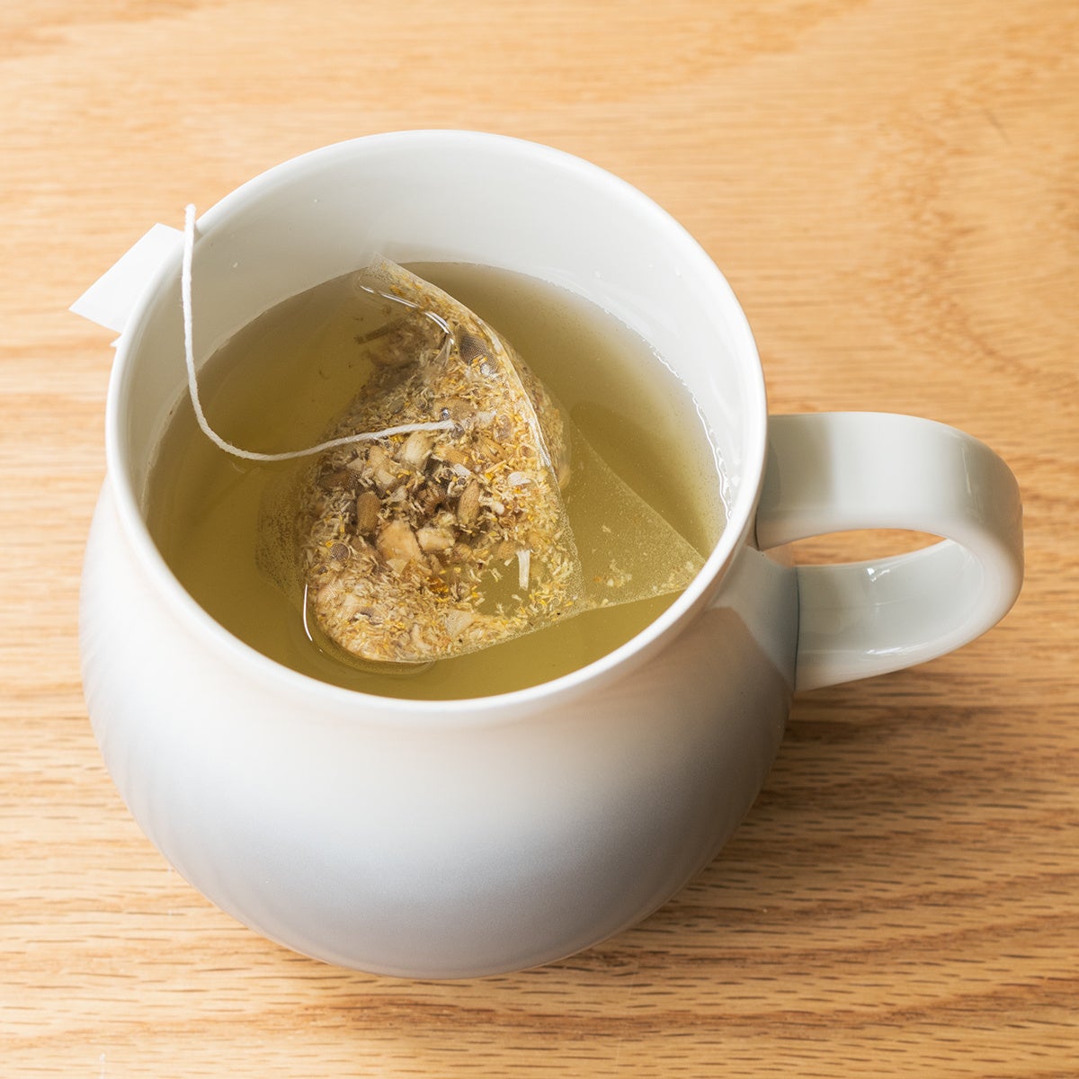 汚れがするっと落ちるセラミック加工でお手入れも楽々保温保冷機能は