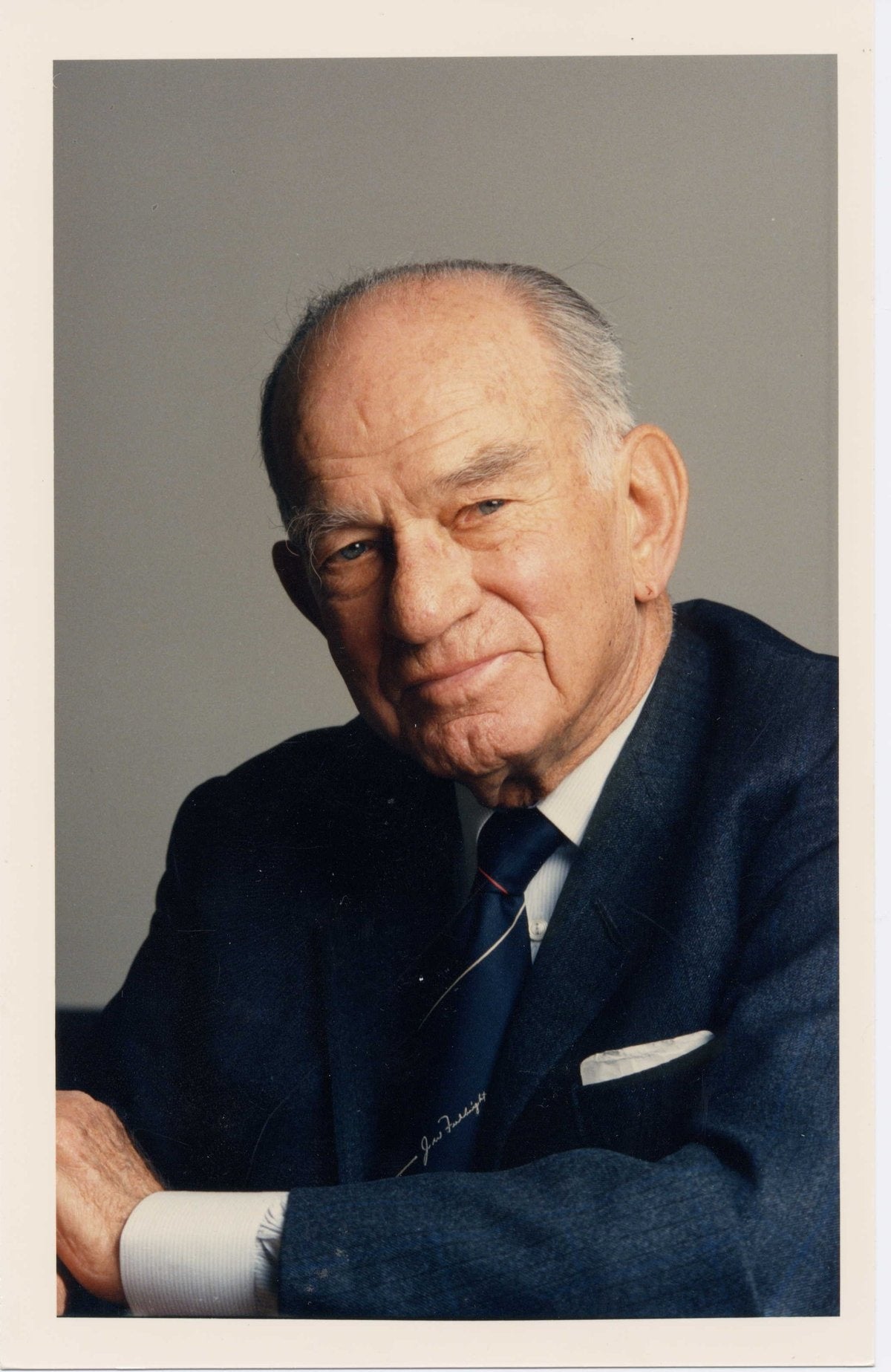 【J. ウィリアム・フルブライト上院議員】