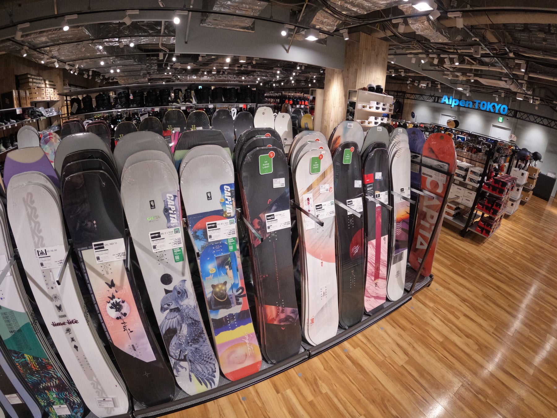 ウインタースポーツのアルペングループが 満を持して Alpen Tokyo にてウインター用品の取り扱いをスタート 株式会社アルペンのプレスリリース ウインタースポーツのアルペングループが 満を持して Alpen Tokyo にてウインター用品の取り扱いをスタート 株式会社アルペンのプレスリリース