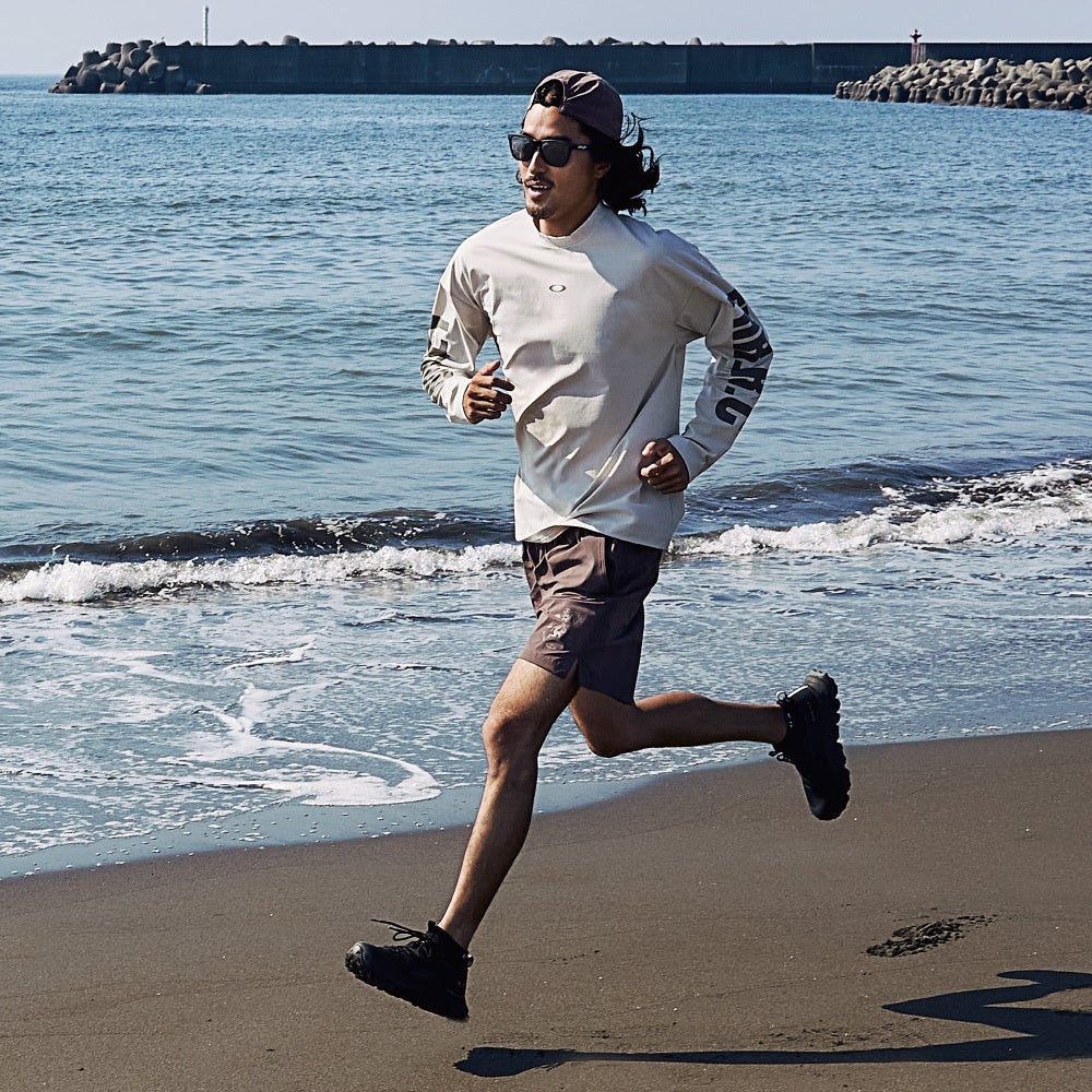 Oakley アークテリクスコラボ ランニングウェア 希少 Mサイズ
