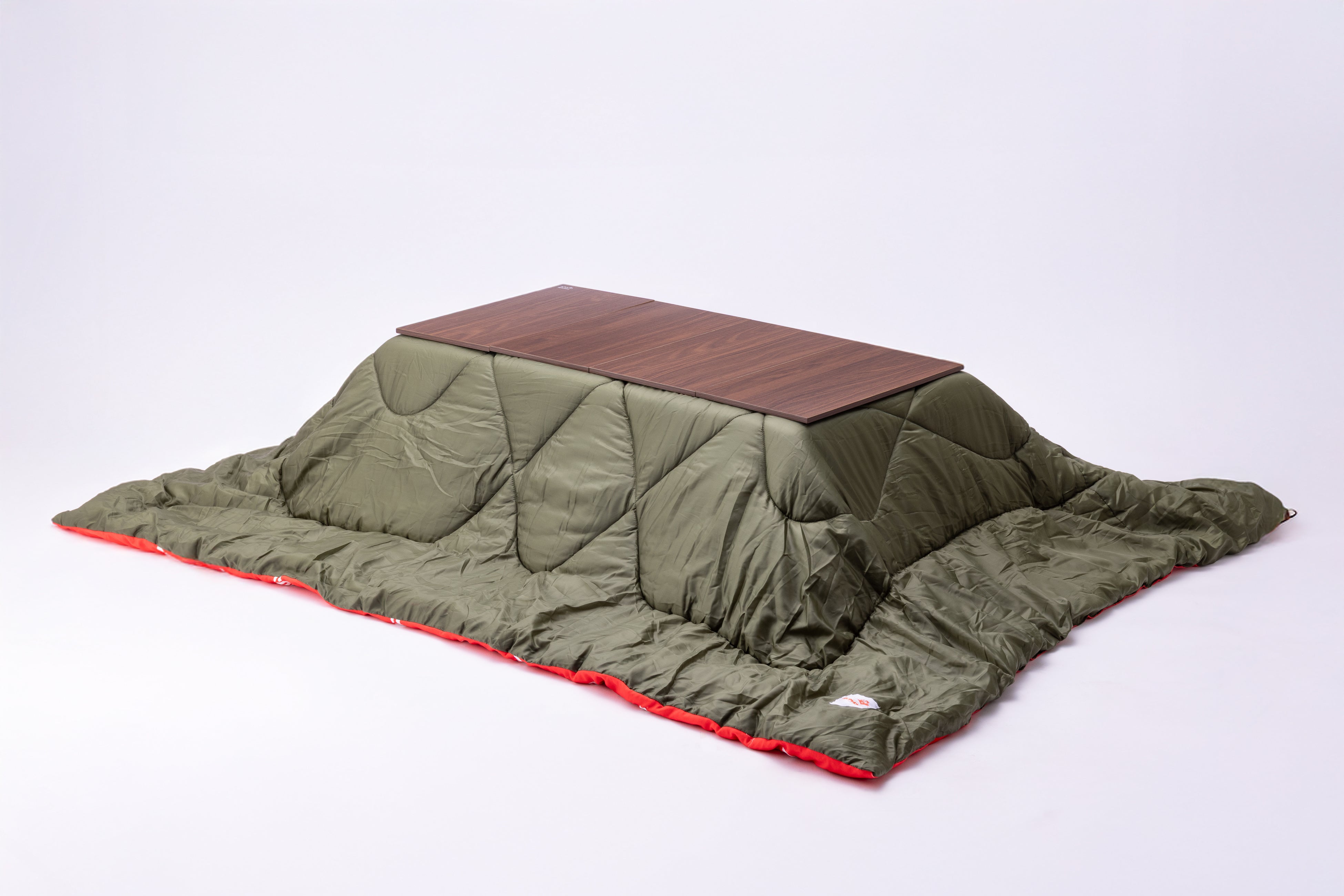 100点限定「ホカロン」×「Alpen Outdoors」コラボレーション「こたつ