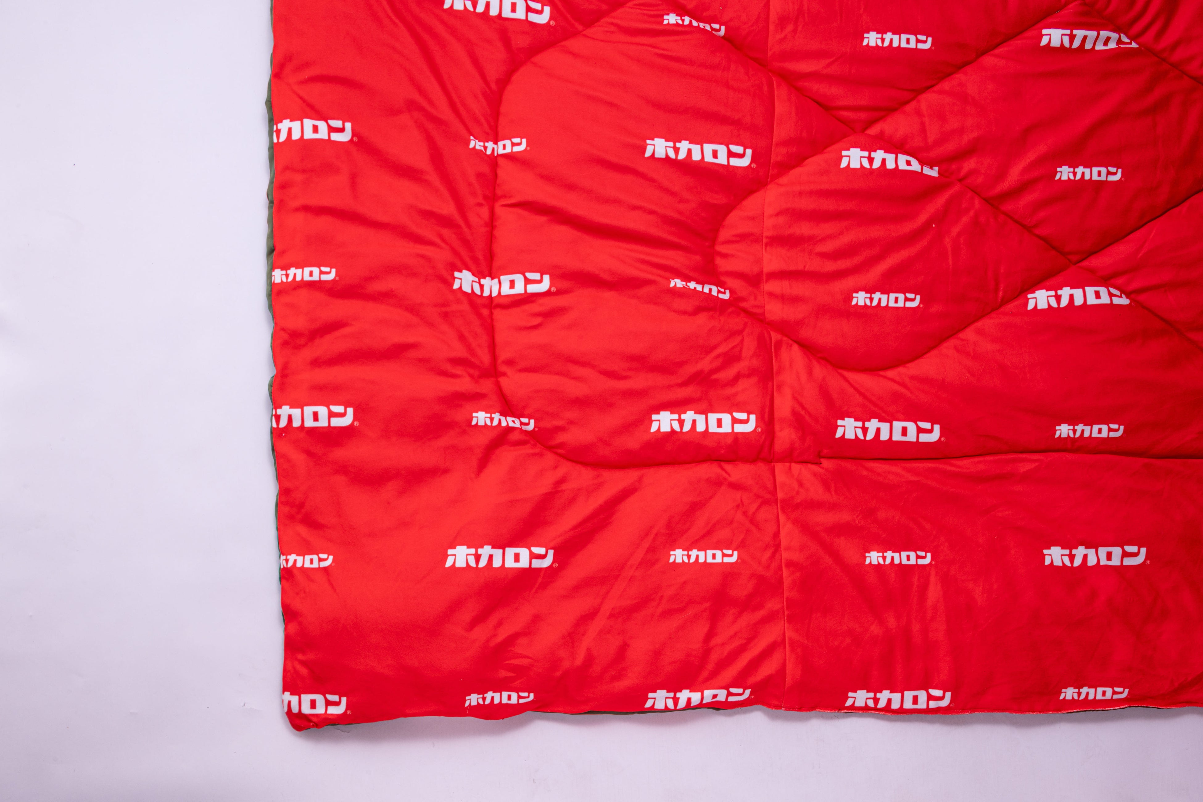 100点限定「ホカロン」×「Alpen Outdoors」コラボレーション「こたつ