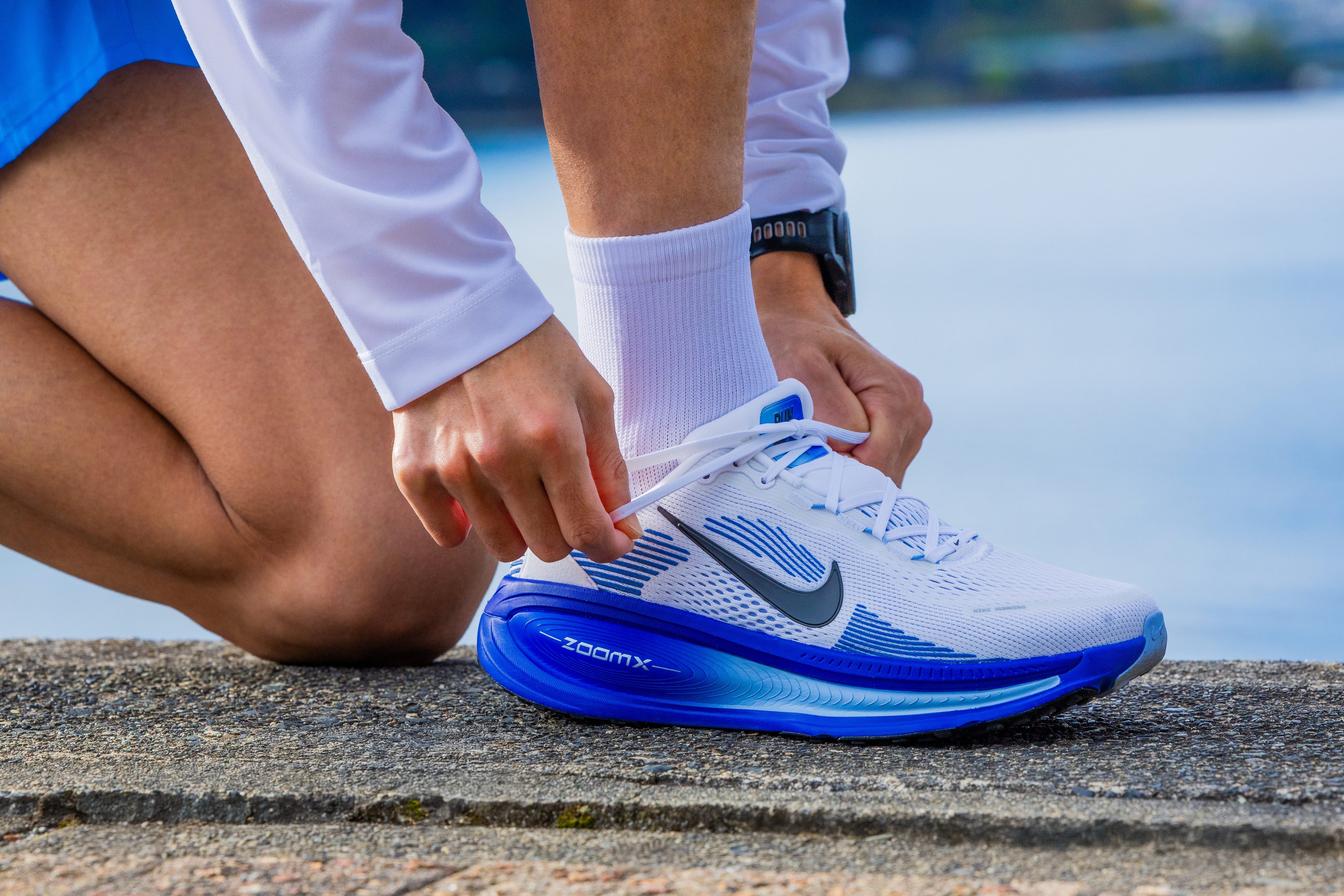 NIKE ボメロプラス 26.5cm アルペン限定 富士山を彷彿とさせる限定カラーが登場NIKE“CASUAL RUN CLUB PACK 2