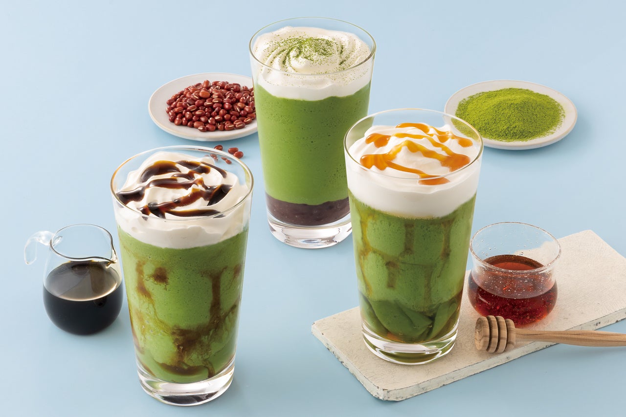 （手前左）玉露ゼリー黒蜜フローズン、（手前右）玉露ゼリーはちみつフローズン、（奥）玉露あずきフローズン