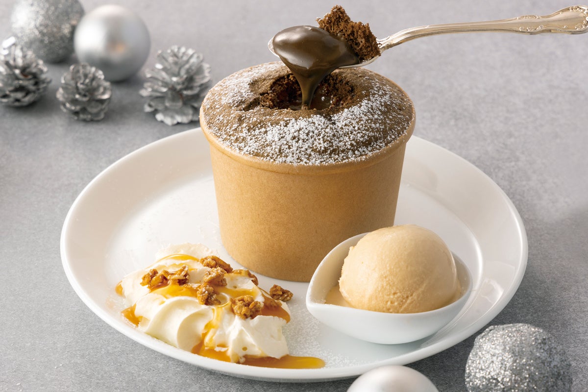 ほうじ茶シフォン ​フォンダンプレート    キャラメルアイス添え