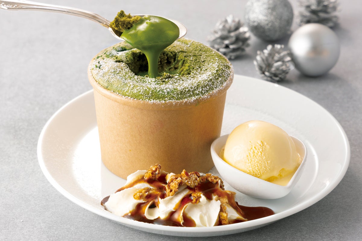 抹茶シフォン フォンダンプレート バニラアイス添え