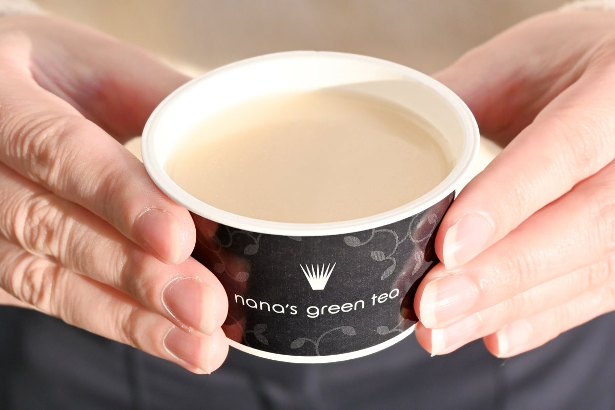 nana's green tea】ほうじ茶とショコラ、オレンジの風味を味わう