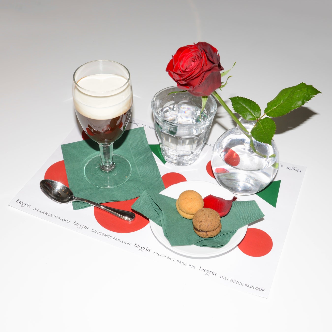 Bicerin 阪急メンズ東京 表参道ヒルズのフラワーショップ Diligence Parlour コラボ企画 花と愉しむクリスマス At Bicerin Caffe Natalizio ビチェリン アジアパシフィックアンドミドルイースト株式会社のプレスリリース Bicerin 阪急メンズ東京 表参道ヒルズのフラワーショップ Diligence Parlour コラボ企画 花と愉しむクリスマス At Bicerin Caffe Natalizio ビチェリン アジアパシフィックアンドミドルイースト株式会社のプレスリリース