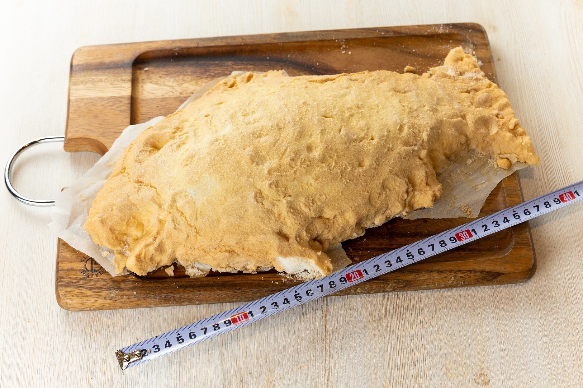 本日の鮮魚の塩釜焼き　1,990円（税込）