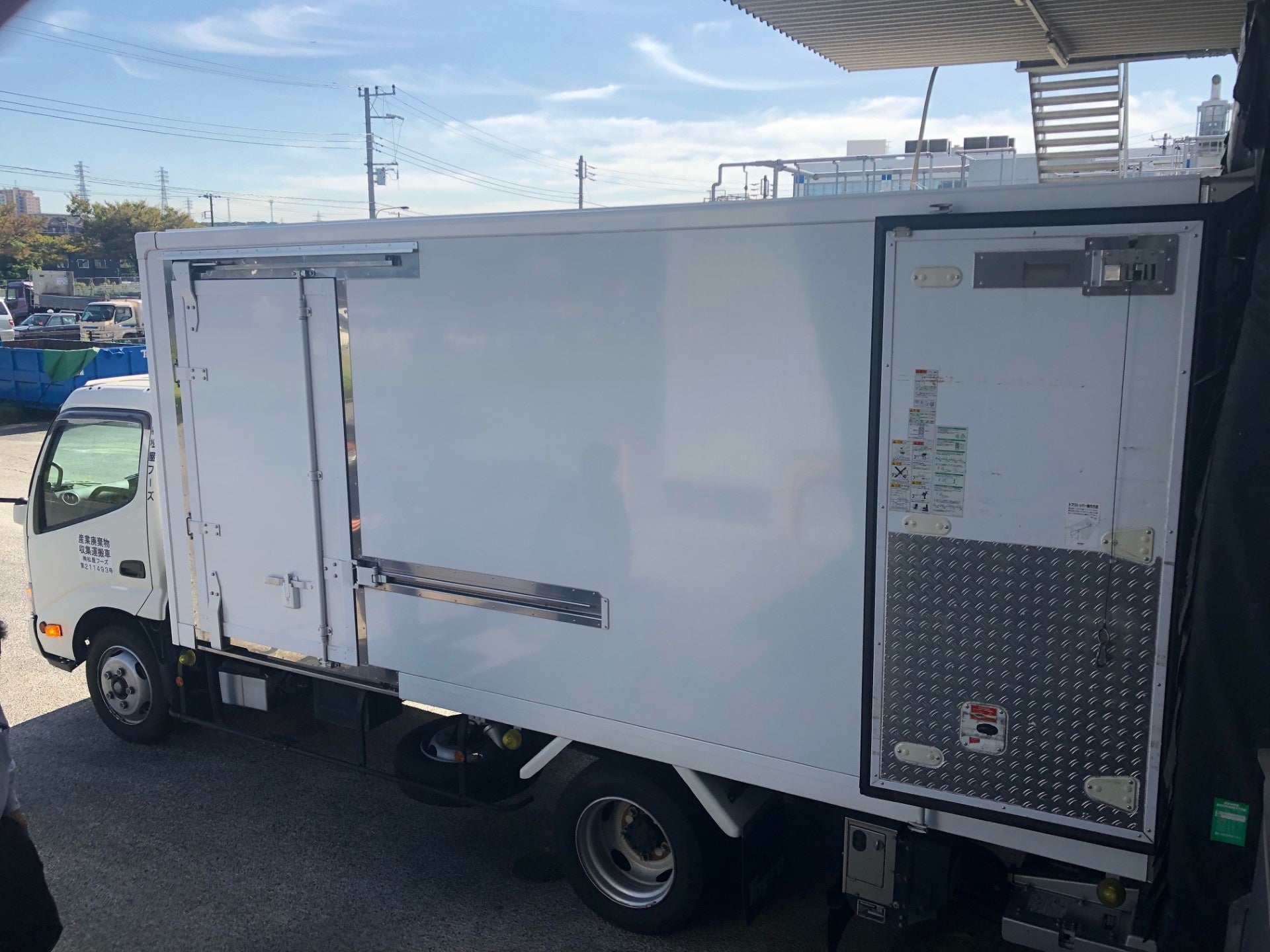 写真2：処理施設への収集運搬の様子