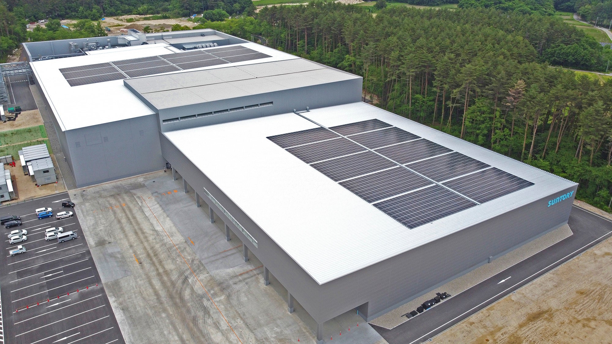 「サントリー天然水 北アルプス信濃の森工場」