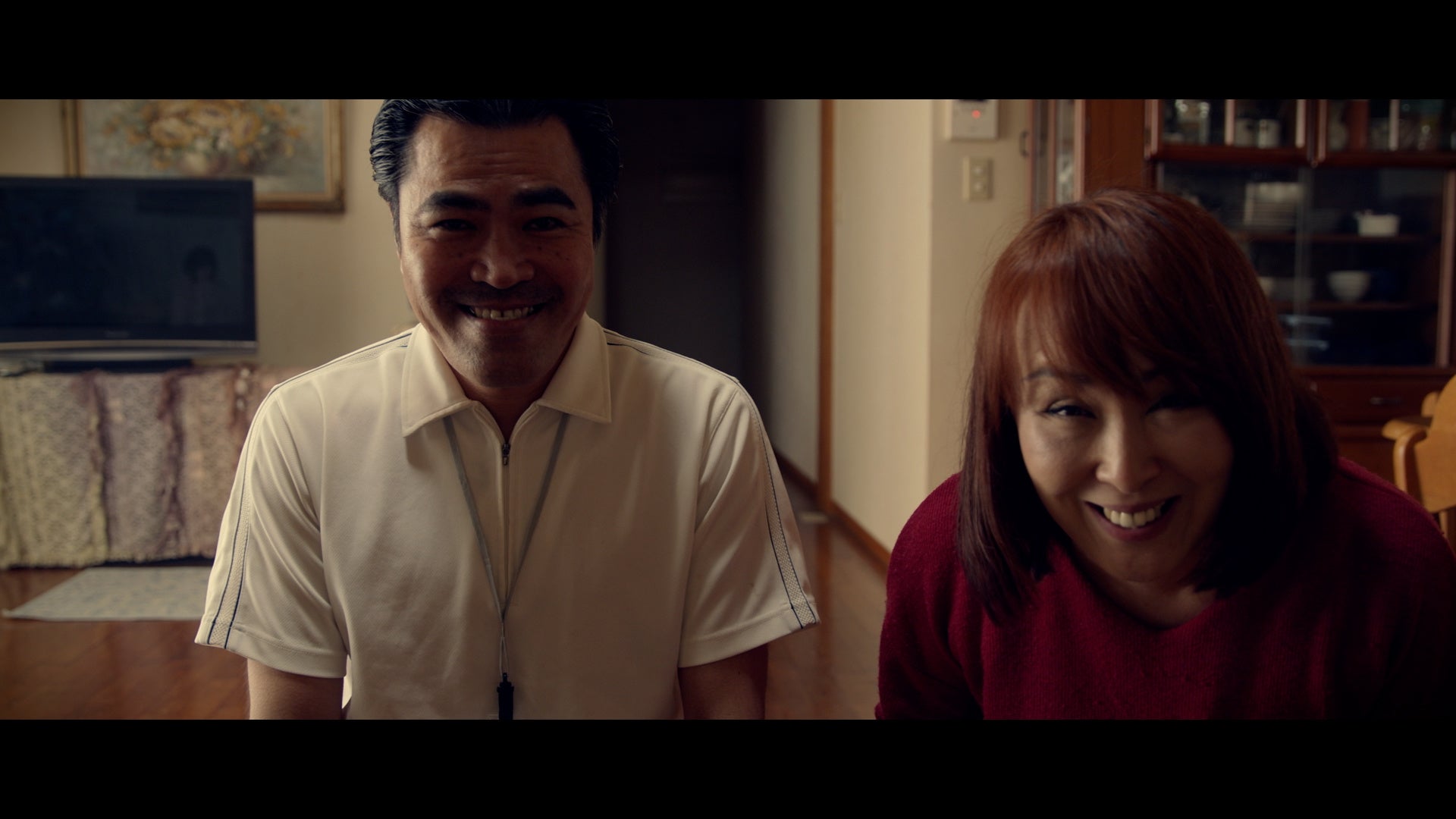 ある日 知らない男が食卓に座っていた 衝撃展開に圧倒される短編映画 Ja Mais Vu ジャメヴ が9 15より動画配信サービス シアタープラス で配信開始 株式会社vivianeのプレスリリース