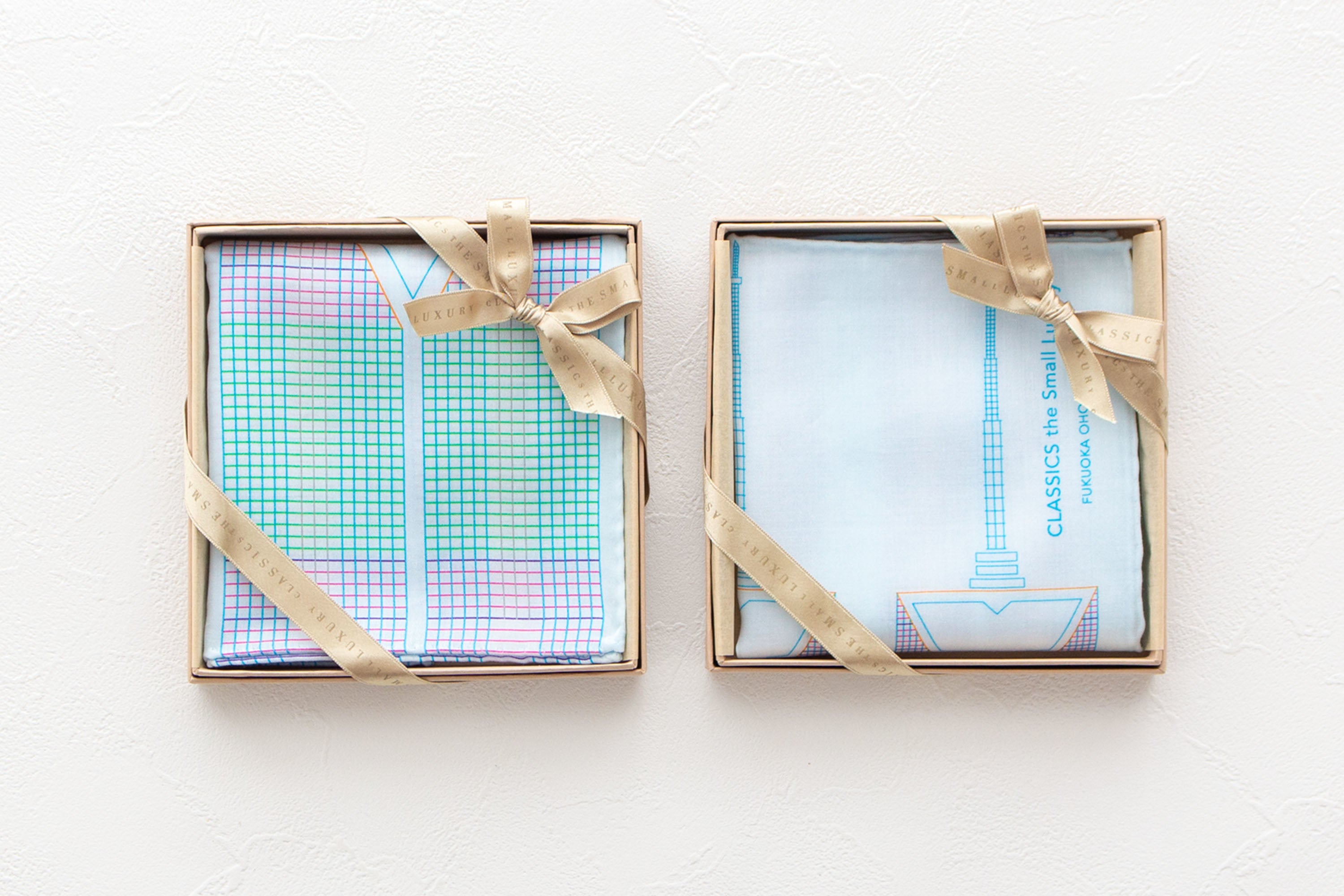 畳んだときにはチェック柄のようにお楽しみいただけます。