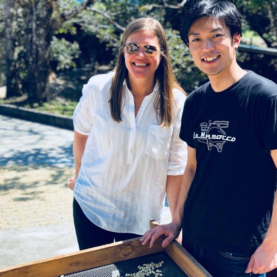 オープンサービス（自由豆）使ったコーヒー豆はパナマゲイシャ（コーヒー界では有名なエスメラルダ農園）農園に出向きコーヒー収穫など何回も訪れて豆選びに抜かりがない、農園主のレイチェルピータソンと