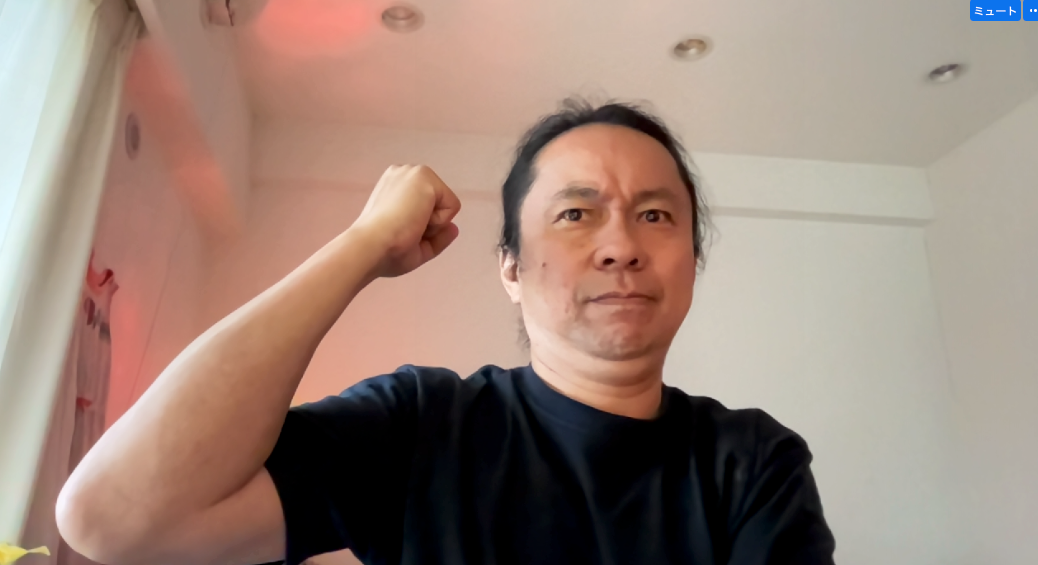 ９時間のインターネットオークションで今年最高のゲイシャコーヒーを落札した瞬間のサザコーヒーの鈴木太郎 代表