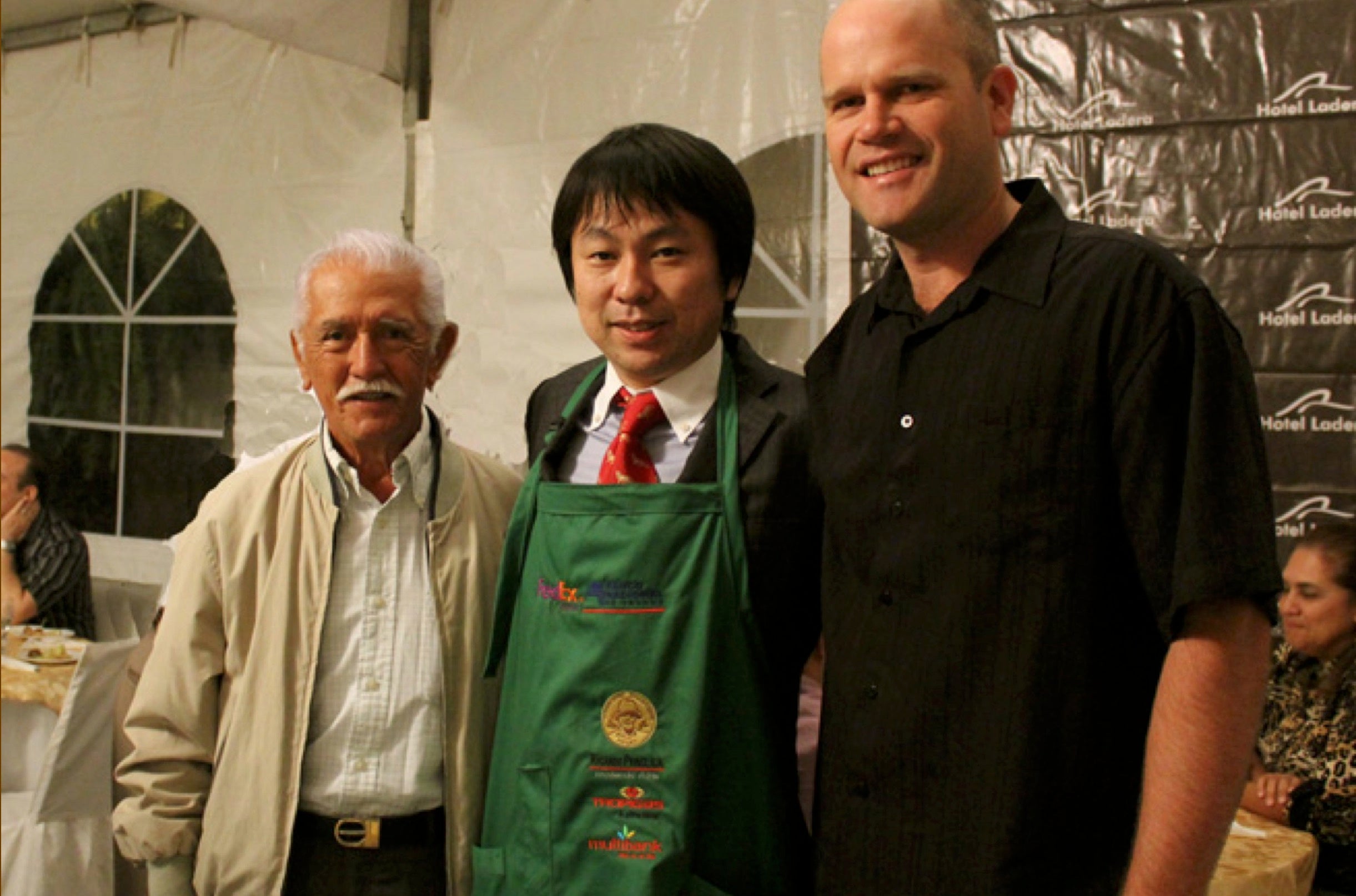 ゲイシャを発見した2人の偉人と鈴木太郎。お爺さんの方はパナマにゲイシャを連れてきたセラシンさん、若い方はゲイシャを発見した Dピーターソン。