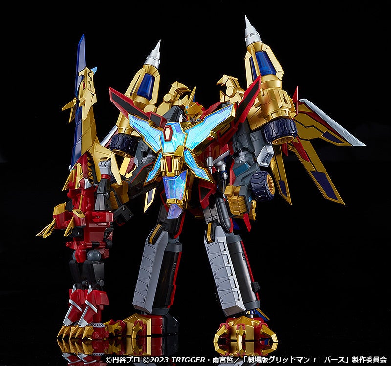 「THE合体 グリッドマン (Universe Fighter)＆ビッグゴルドバーン」と「THE合体 合体竜人 DXダイナゼノン(別売)」を組み合わせ「超竜王合体超人 ローグカイゼルグリッドマン」への合体を再現可能