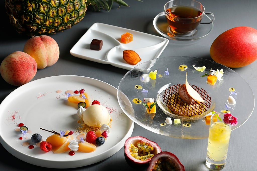 南国フルーツ 桃 奇跡の果実 カラマンシー や東京産パッションフルーツなど 旬のフルーツがデザートで夏を演出 サザンタワーダイニングで楽しむデザートコース 小田急ホテルセンチュリーサザンタワー 株式会社ホテル小田急サザンタワーのプレスリリース 南国フルーツ 桃 奇跡の果実 カラマンシー や東京産パッションフルーツなど 旬のフルーツがデザートで夏を演出 サザンタワーダイニングで楽しむデザートコース 小田急ホテルセンチュリーサザンタワー 株式会社ホテル小田急サザンタワーのプレスリリース