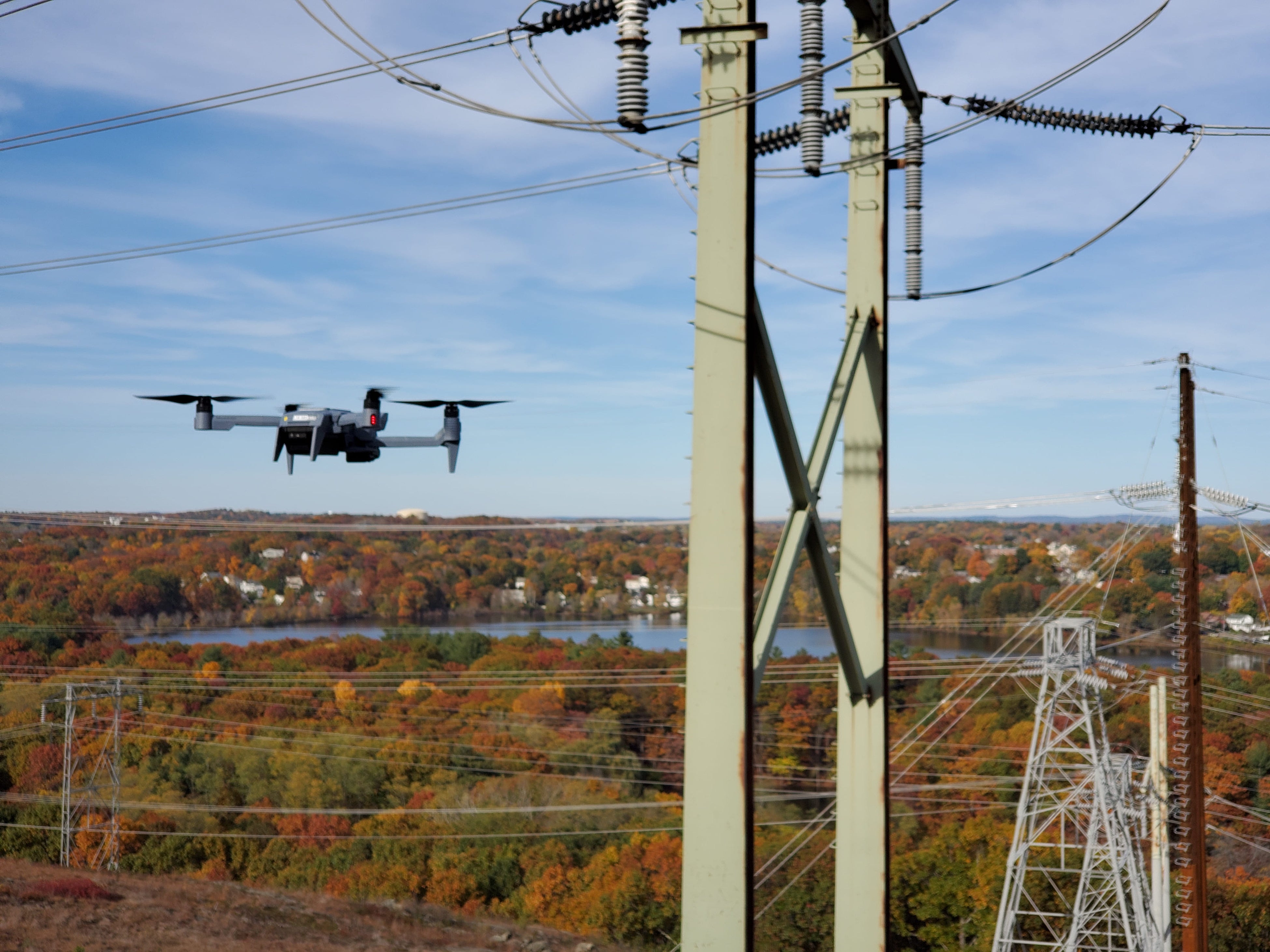 ＡＣＳＬドローンによる送電線点検イメージ