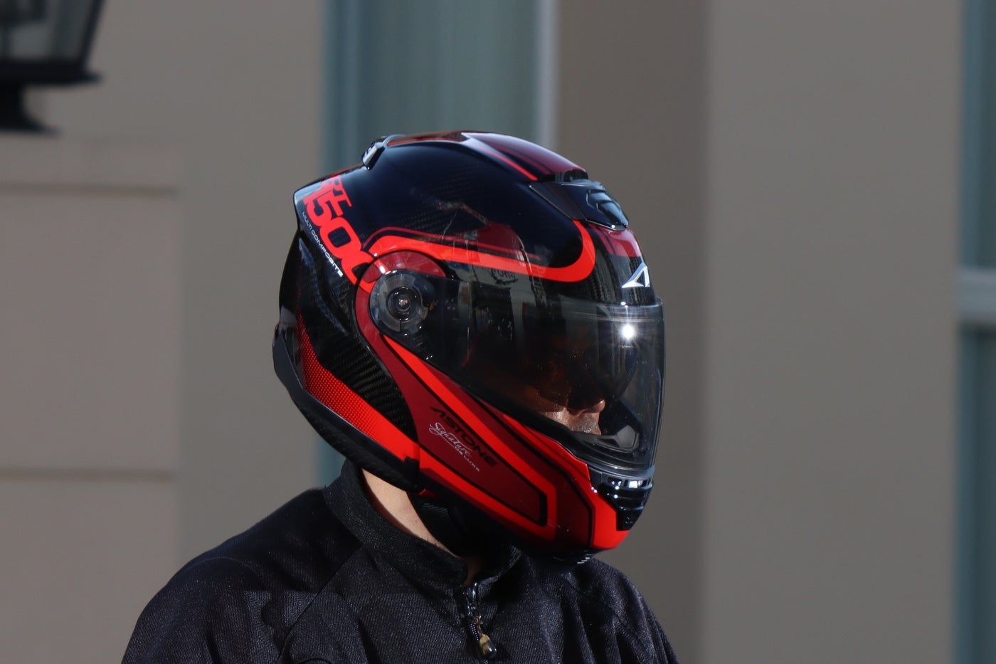 バイク用 アストンカーボンヘルメット」に新しくシステムタイプが追加 バイク用 アストンカーボンヘルメット」に新しくシステムタイプが追加
