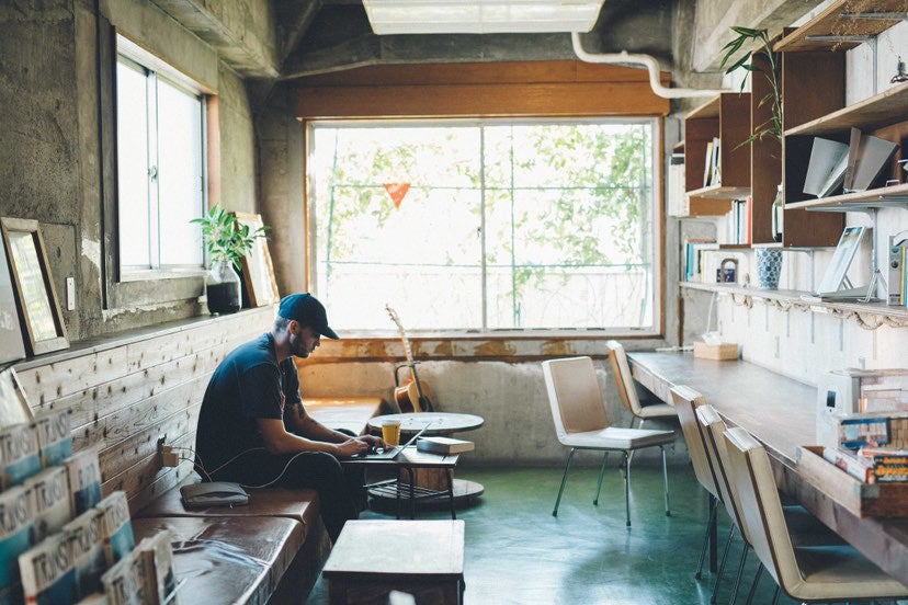 Nui. HOSTEL & BAR LOUNGE&nbsp; &nbsp;所在地：東京都台東区蔵前2-14-13