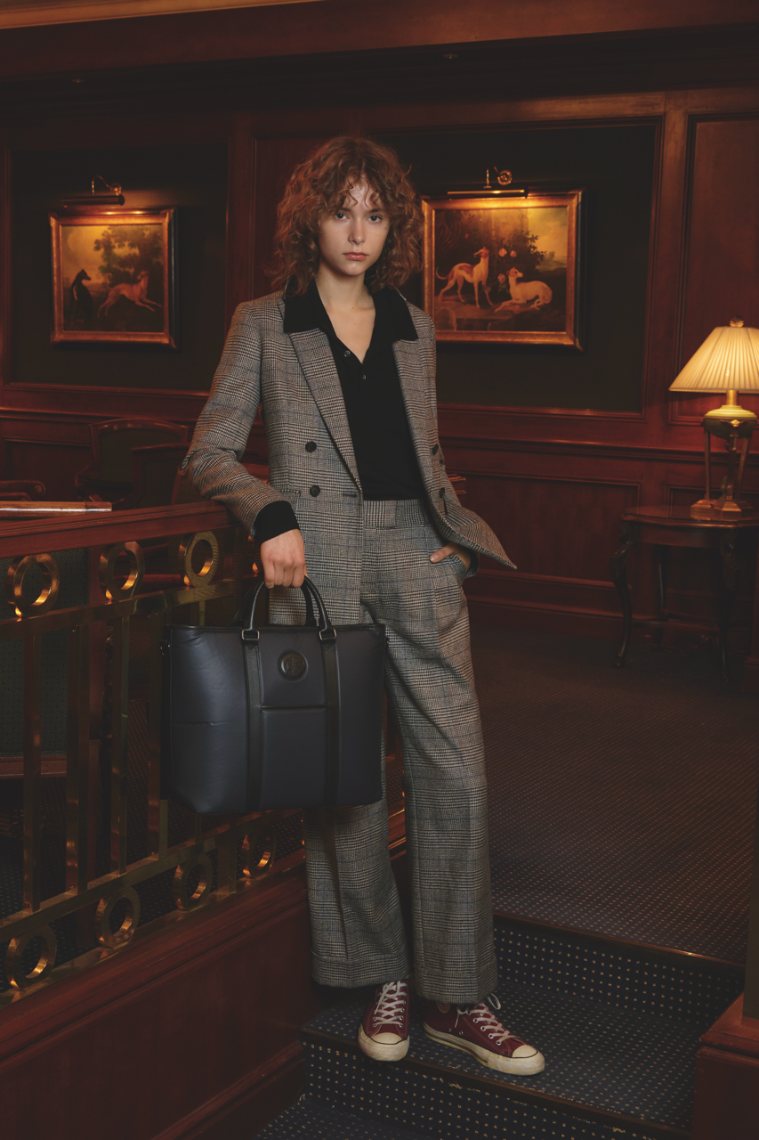 2Way Tote（トート）¥220,000（税込み）Size W36×H32×D13cm