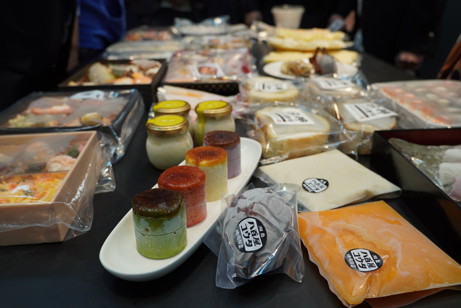 デイブレイクファミリー会メンバーの特殊冷凍食品の数々