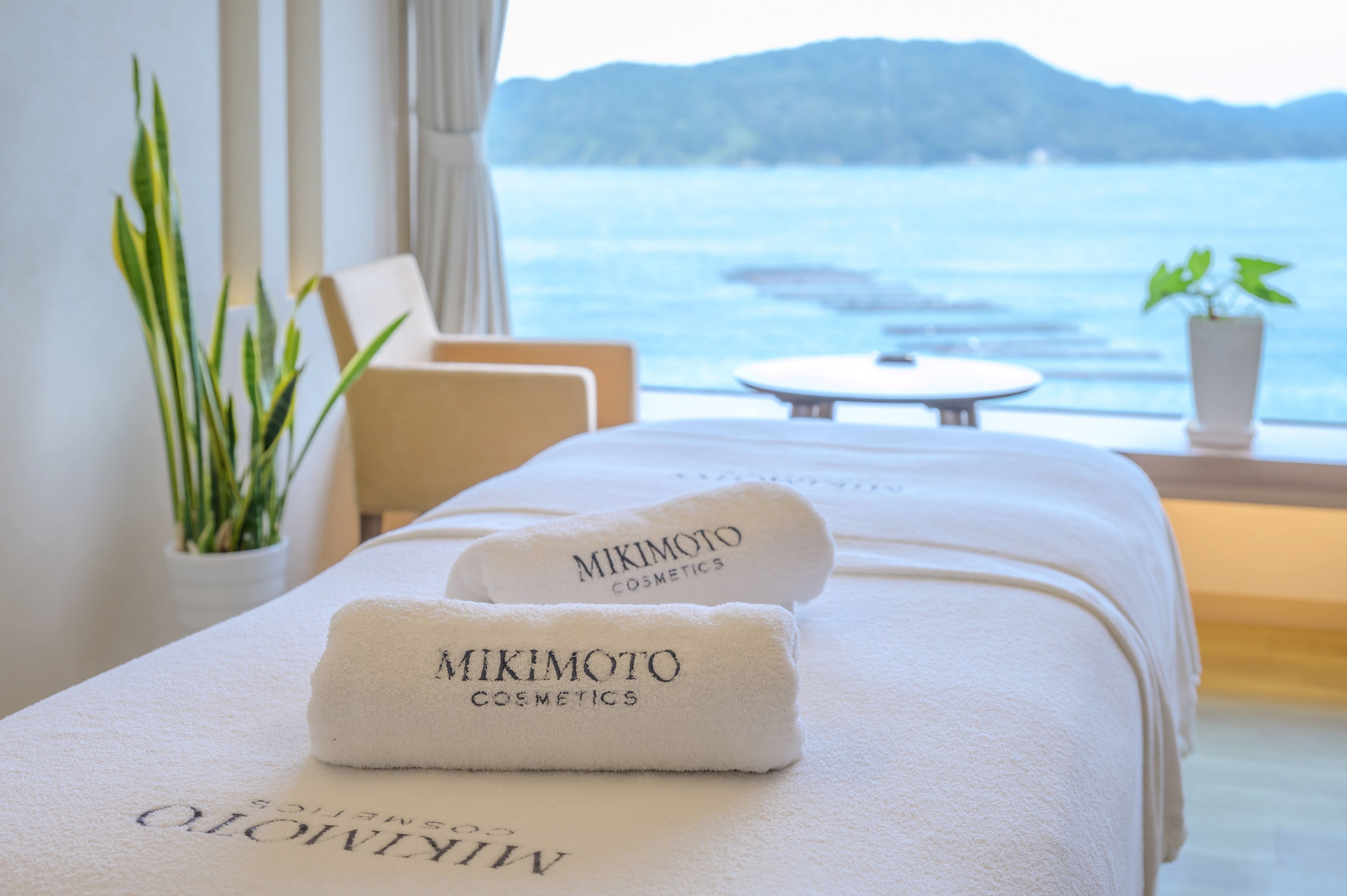 【鳥羽国際ホテル】冬限定・ストーンのやさしい温もりに包まれる、上質なリラクゼーションタイムを提供