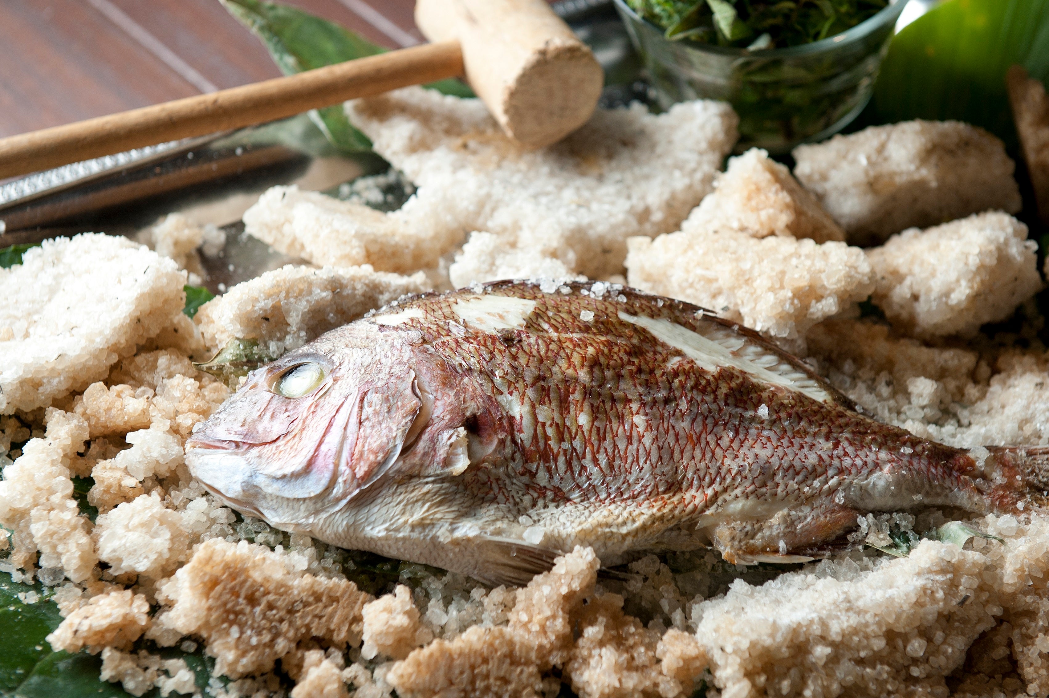「鯛塩釜焼き」イメージ