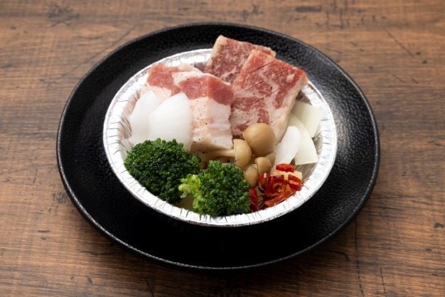 ごろっとお肉と野菜のアヒージョ