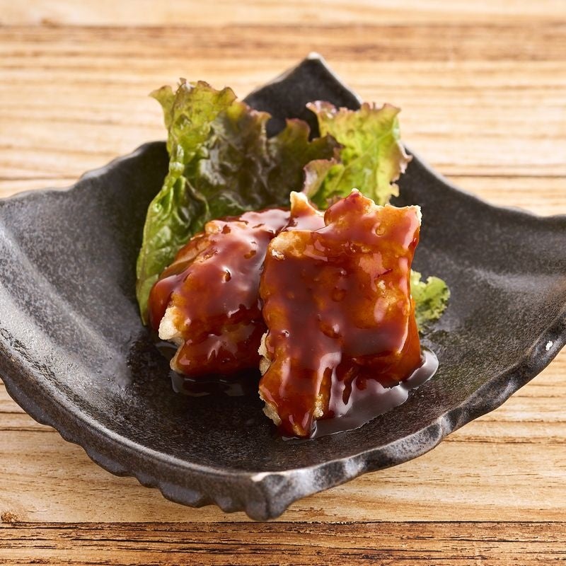 ヤンニョムチキン 429円 衣はカラッと!中身はジュワッと! 韓国風甘辛唐揚げ。