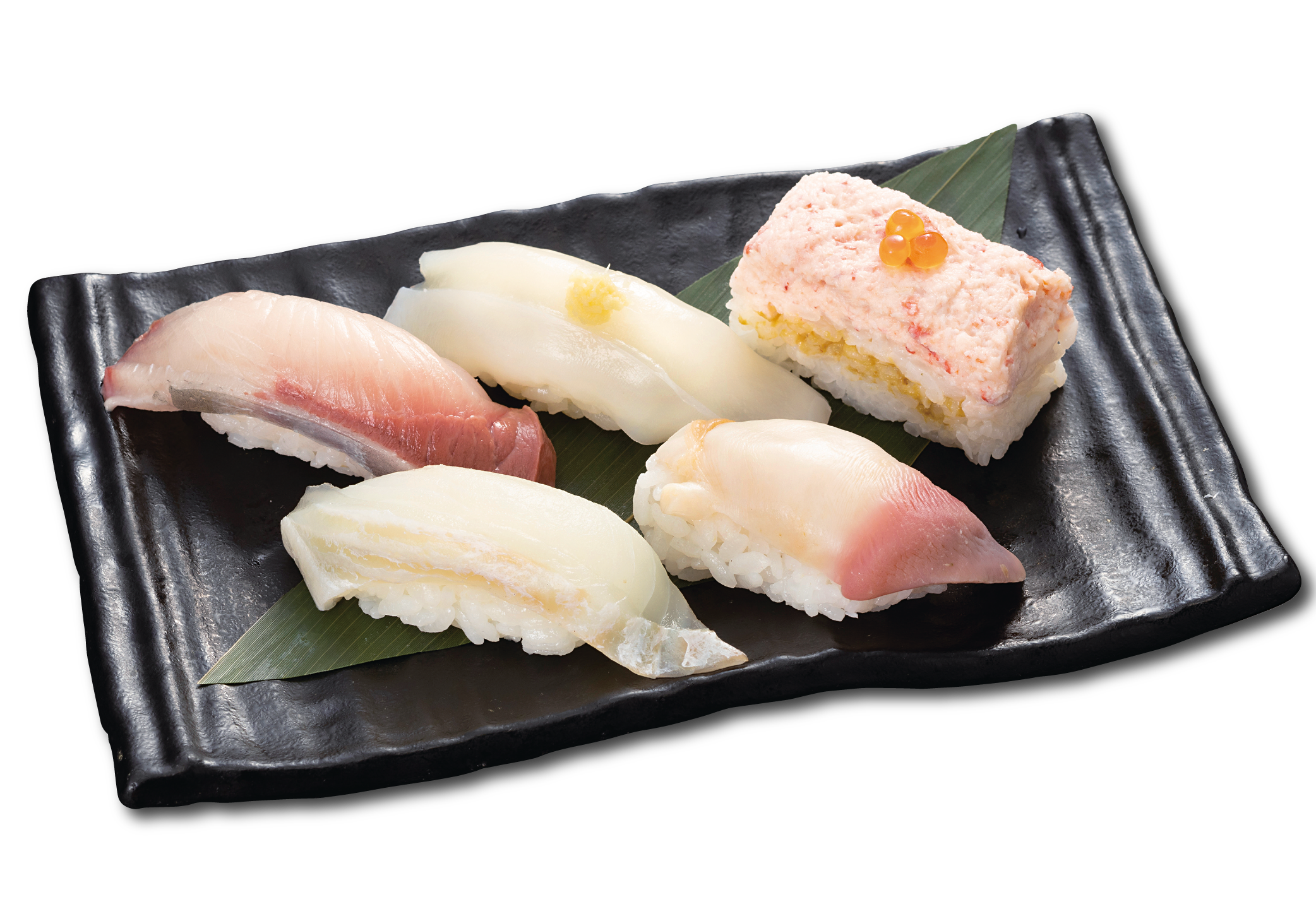 八十八鰤と北海五貫盛り（八十八鰤・むらさきいか・かに押し寿司 ・ひらめ・北寄貝） 990円