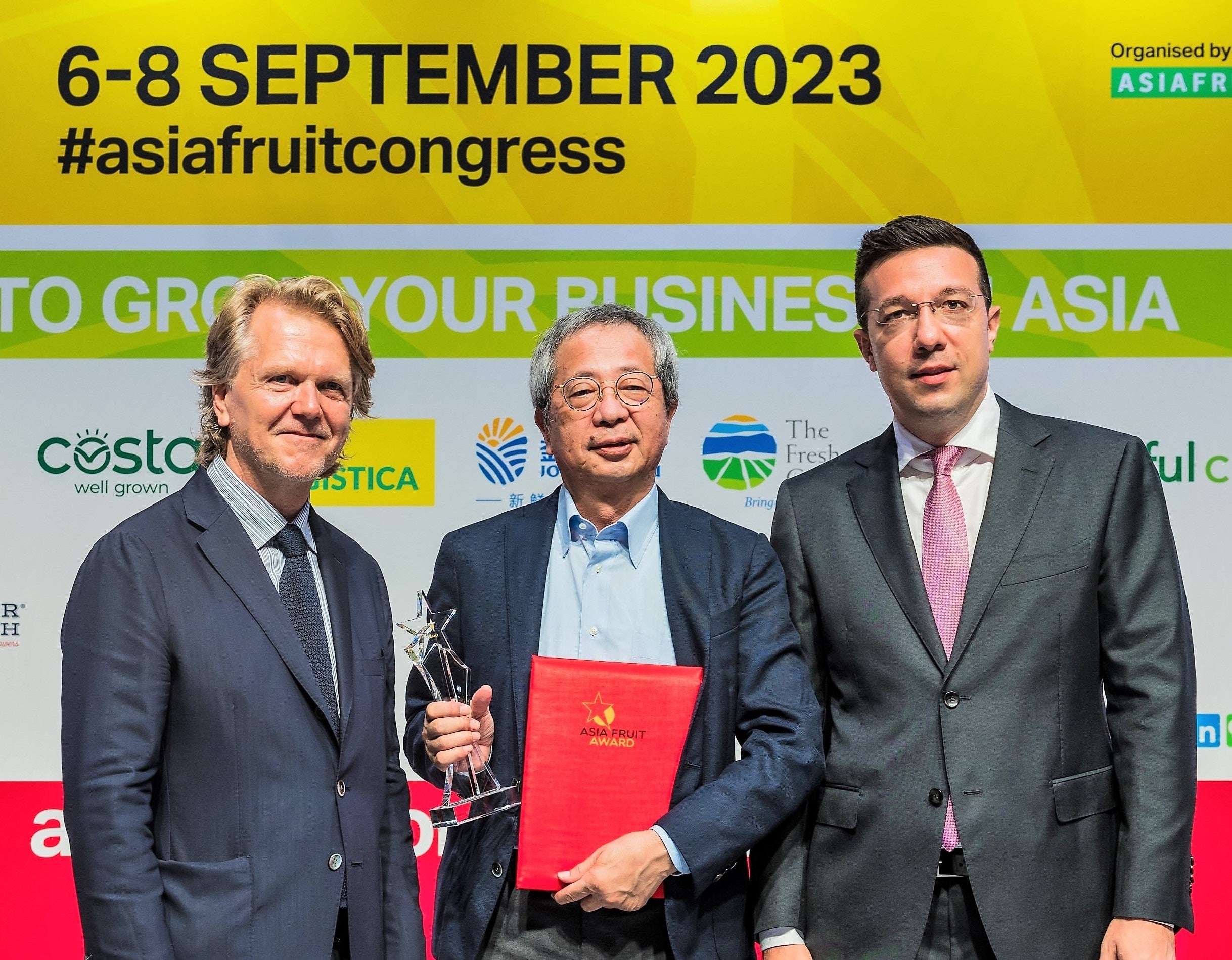 フルーツネットメディアインターナショナル　クリス ホワイト代表、株式会社ファーマインド　堀内達生社長、グローバルプロデュース　デビッド・アクシオティス代表