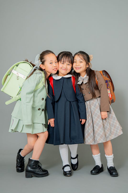 【入学入園の記念に】カメラマンがいないから子供が泣かない。ファミリー専門セルフフォトスタジオ「INAI LIFE」が期間限定予約受付開始 【入学入園の記念に】カメラマンがいないから子供が泣かない。ファミリー専門セルフフォトスタジオ「INAI LIFE」が期間限定予約受付開始